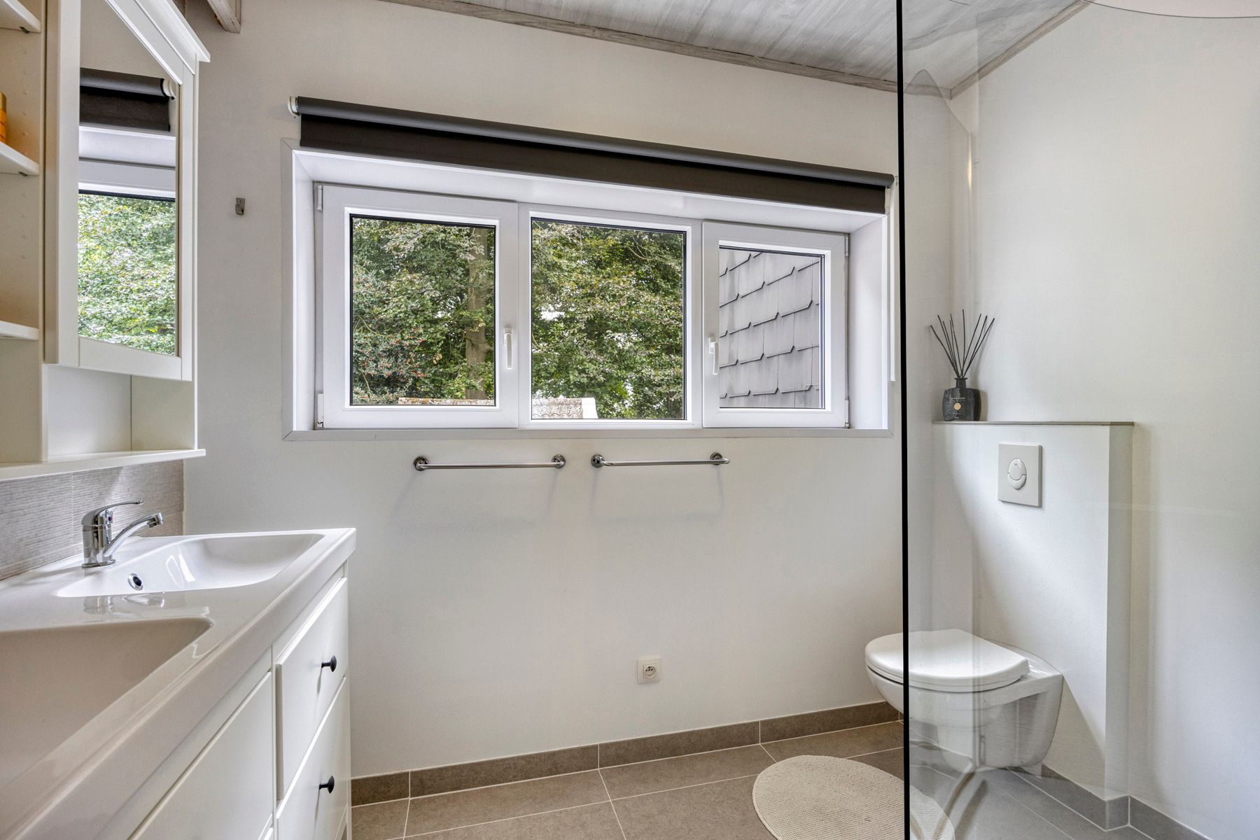 Instapklare woning met 3 slpks in Oudegem foto 13