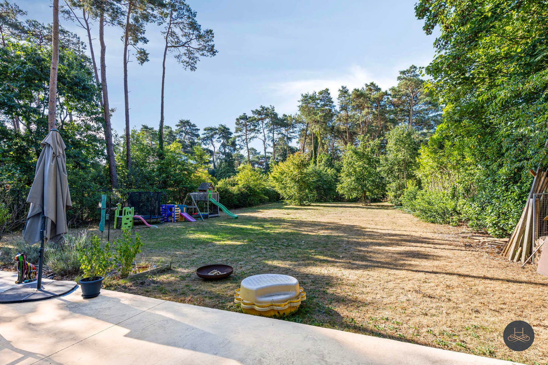 Energiezuinige gerenoveerde villa op een zeer ruim perceel foto 21