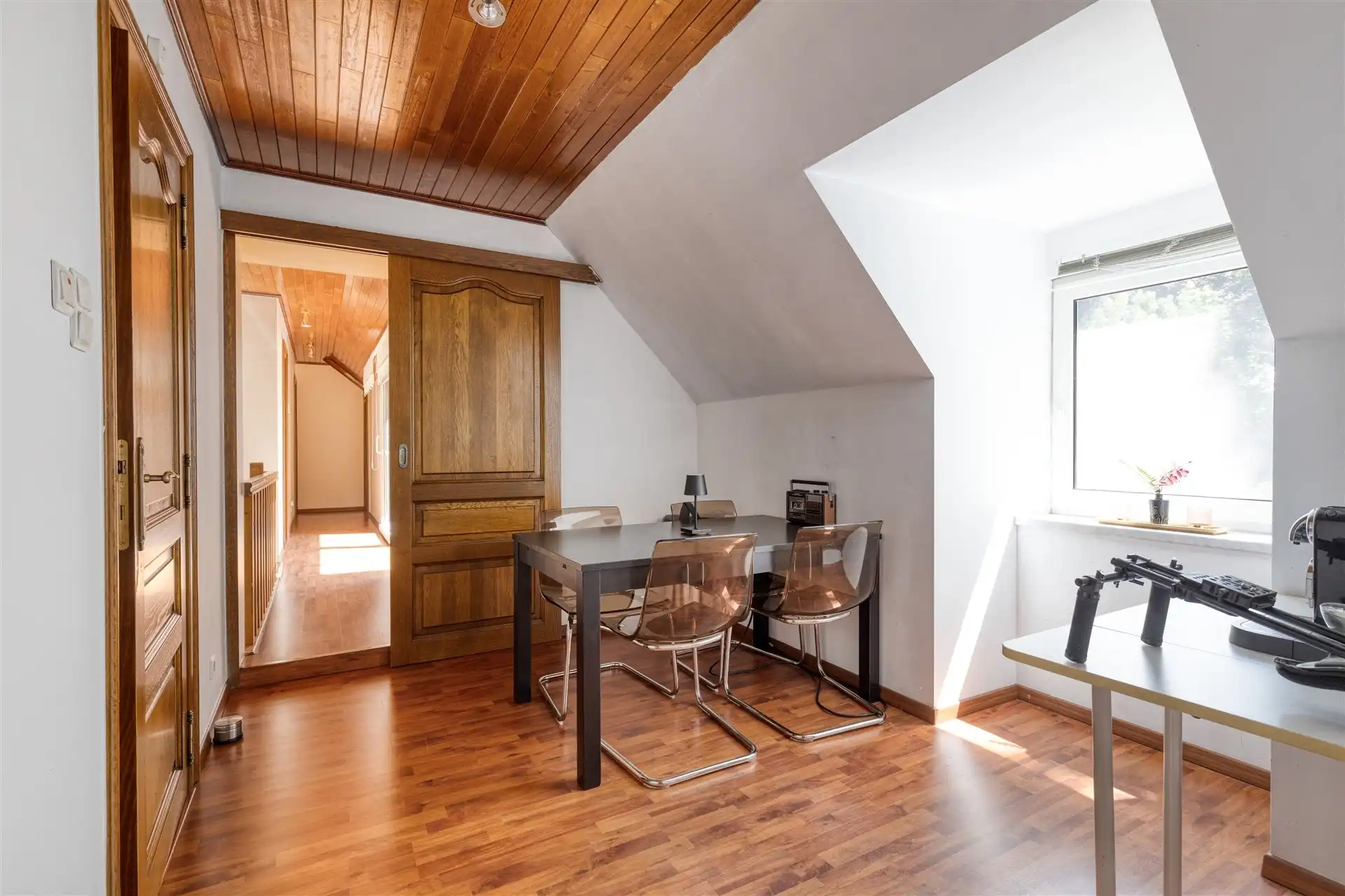 Exclusief gelegen villa op 3.970 m² in Sint-Lievens-Houtem foto 13