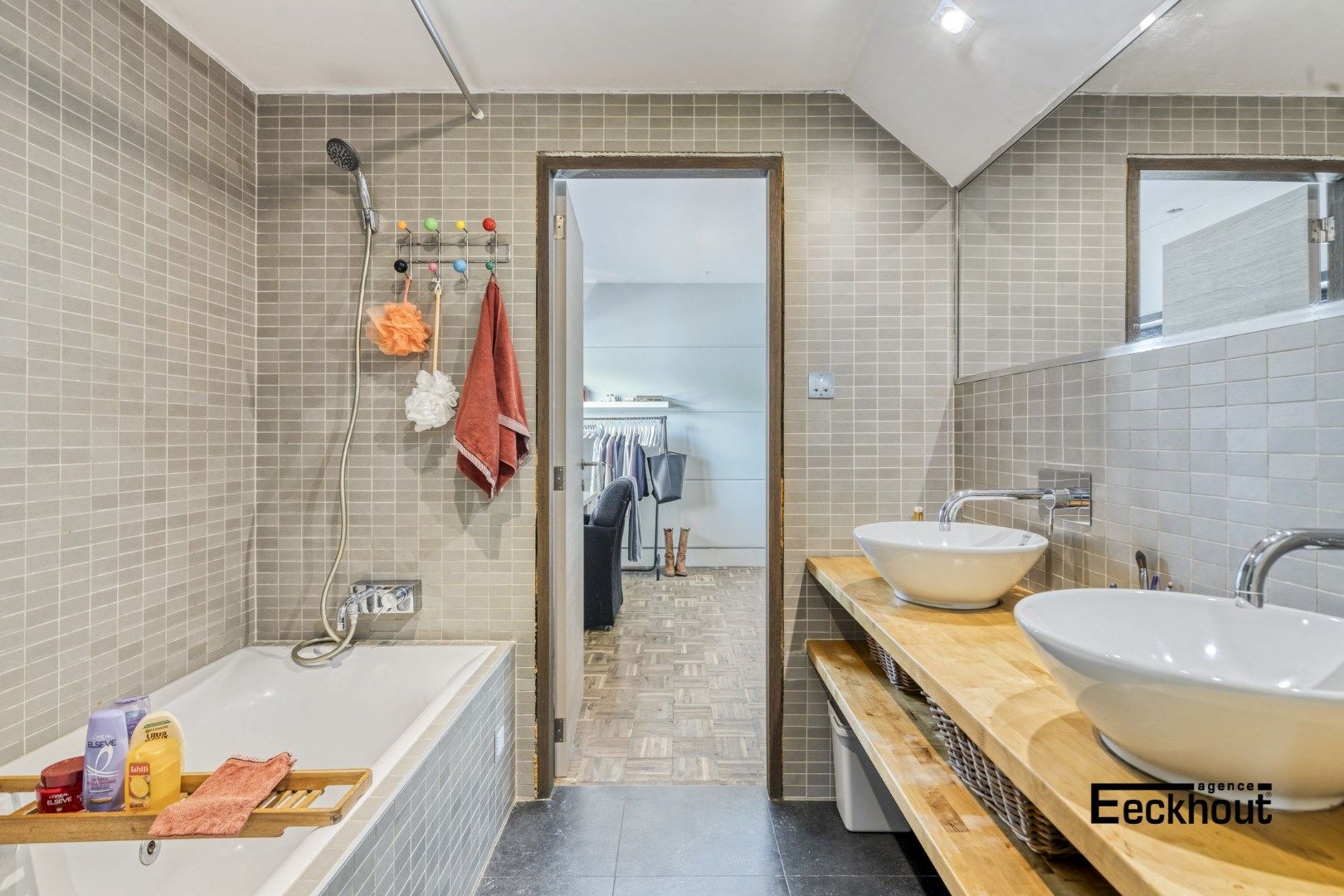 Moderne, architecturale villa met prachtige terrassen en uitmuntend zicht op de Spuikom! foto 21