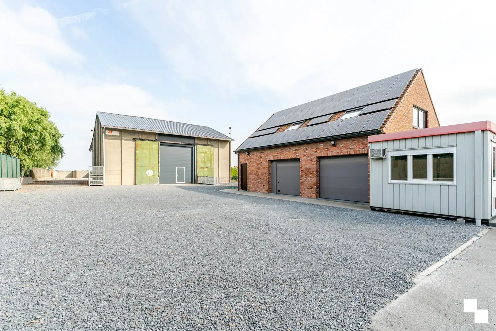 Veelzijdige eigendom met recente woning en heel wat opslagmogelijkheden te Lendelede foto 30