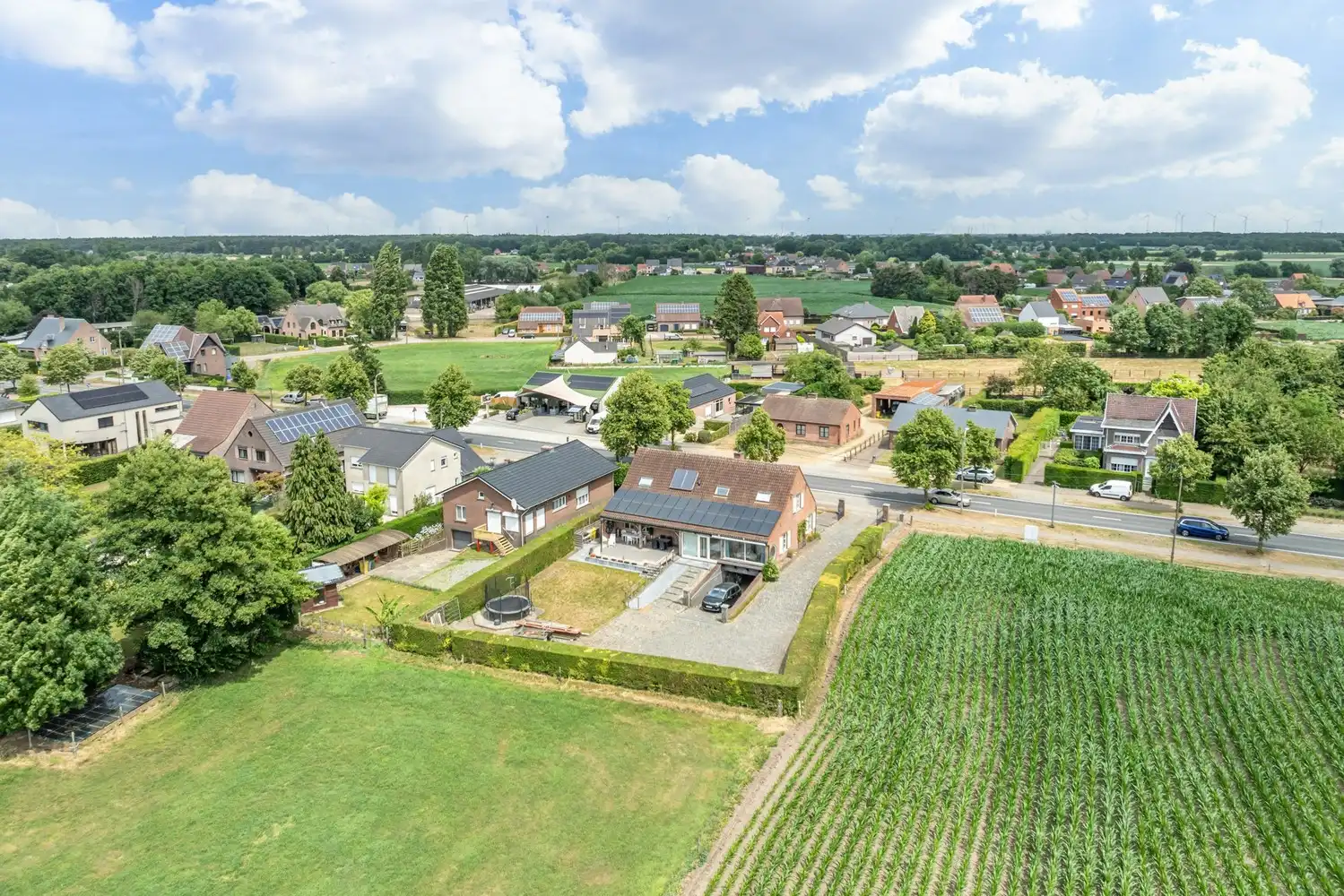 Ruime, energiezuinige gezinswoning met landelijke charme in Westerlo foto 4