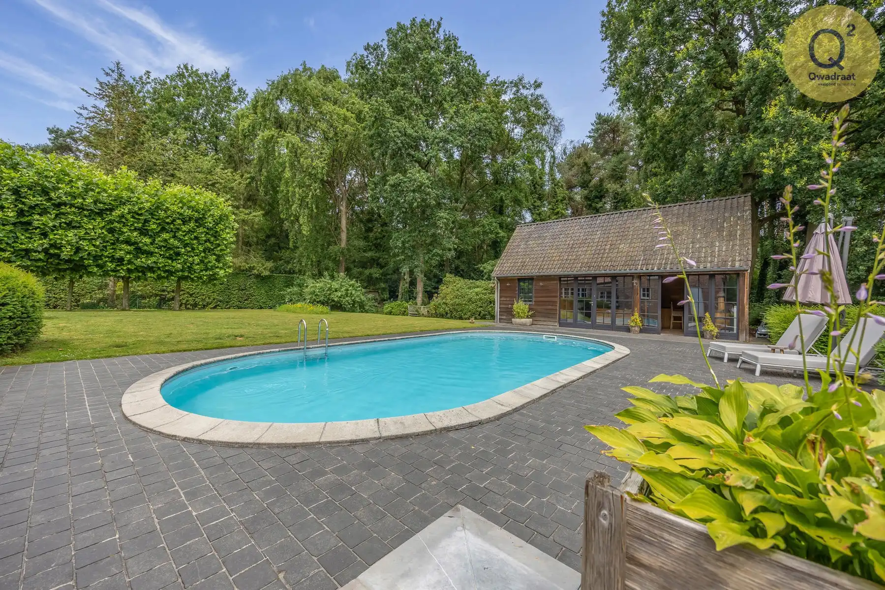 Rustig gelegen villa van met zwembad en poolhouse  foto 77