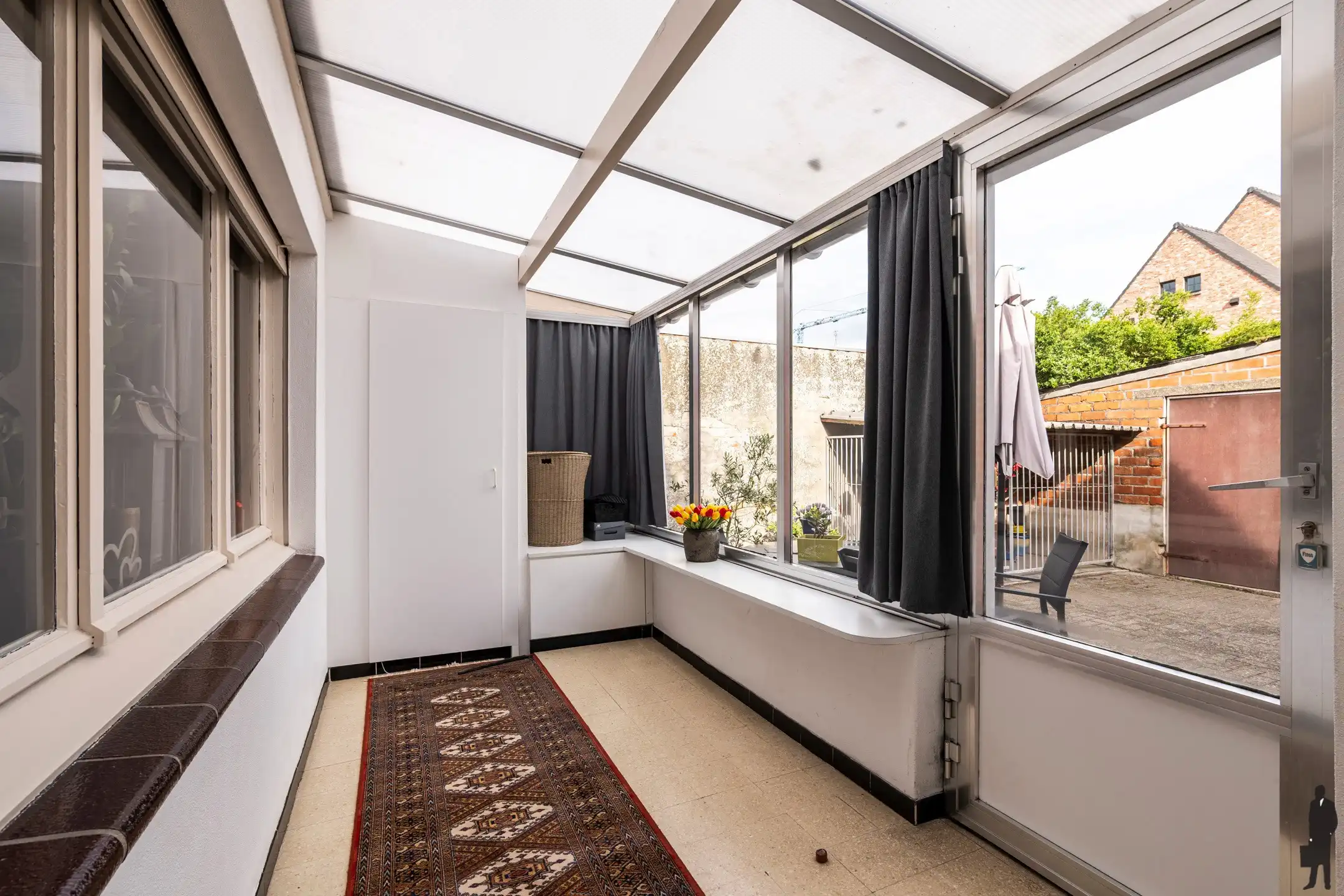 Gelegen te Minderhout, vinden we deze vrijstaande woning met 3 slpk. op ca. 561m². foto 12