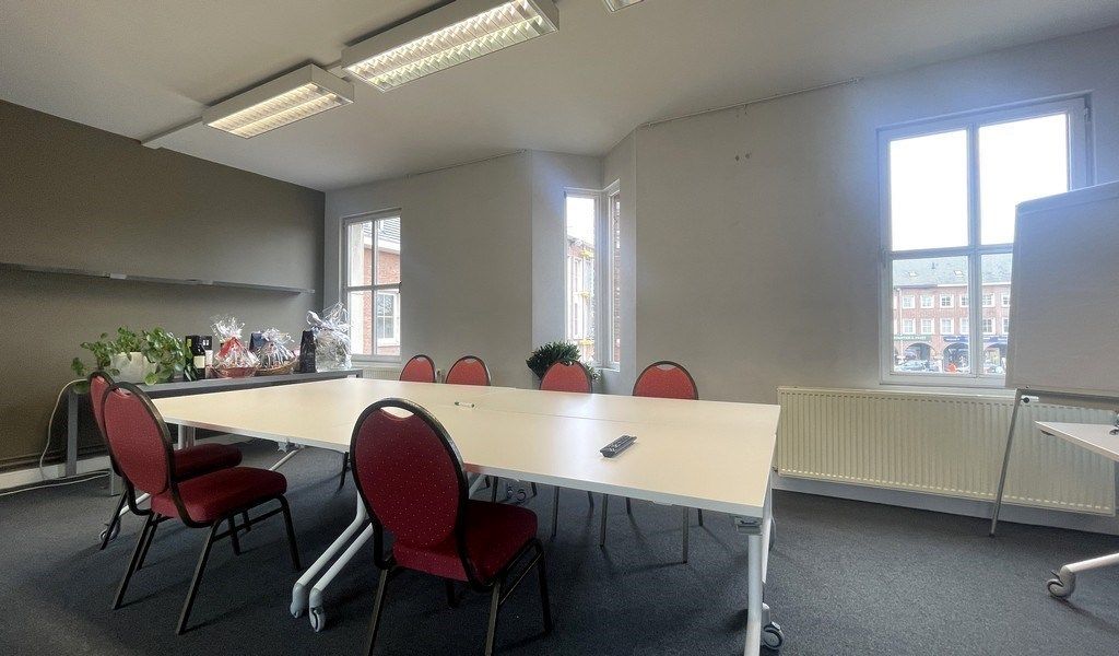 Handelspand te huur in het commercieel centrum van Schoten foto 16