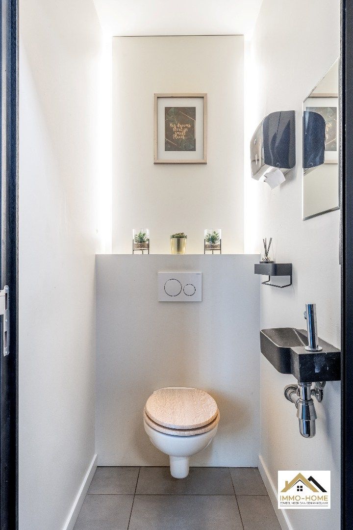 Ruime vrijstaande woning met zwembad en ruime grond op topligging! foto 15