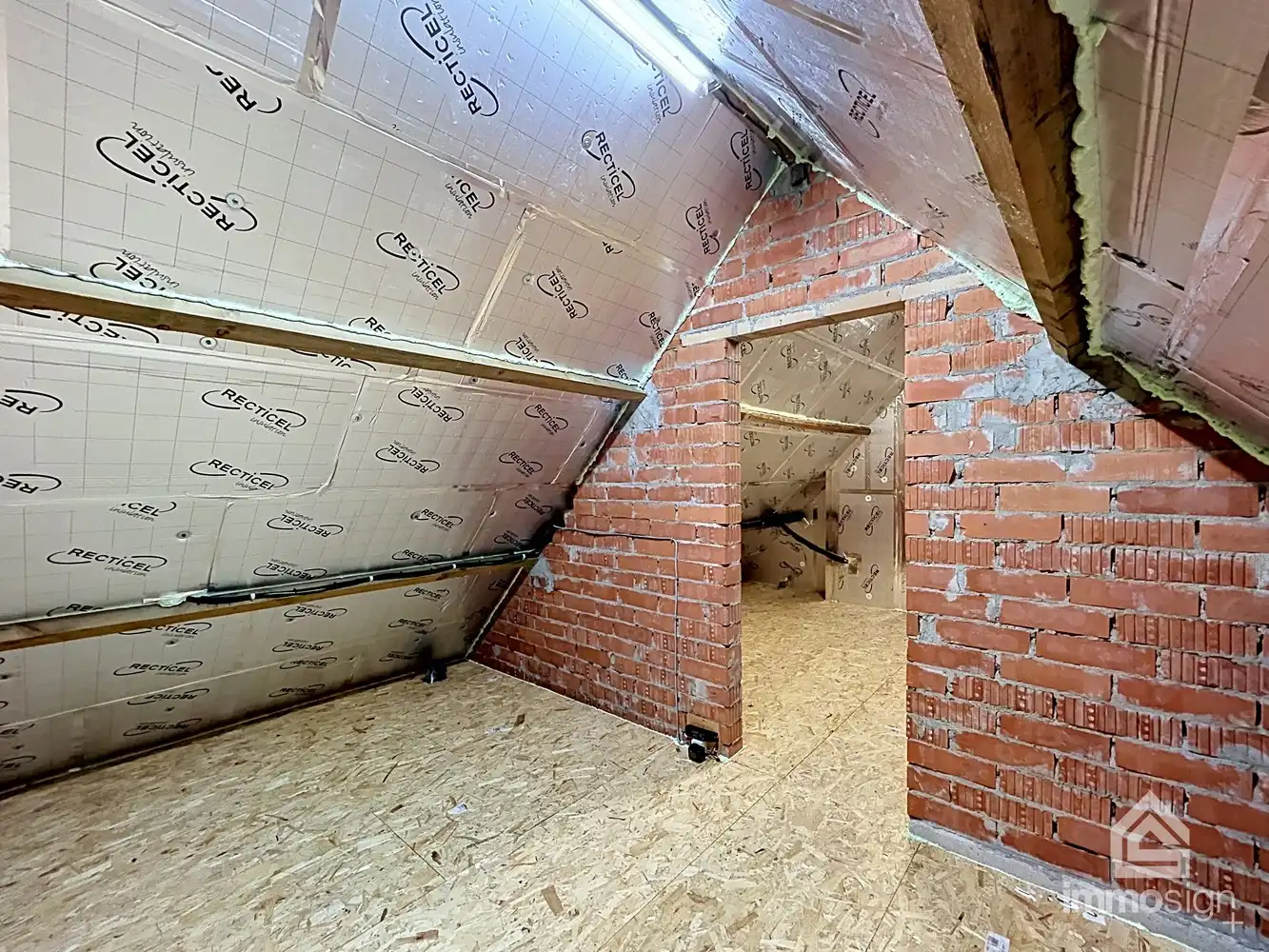 Statige woning met drie slaapkamers op prachtig perceel te Lozen! foto 58