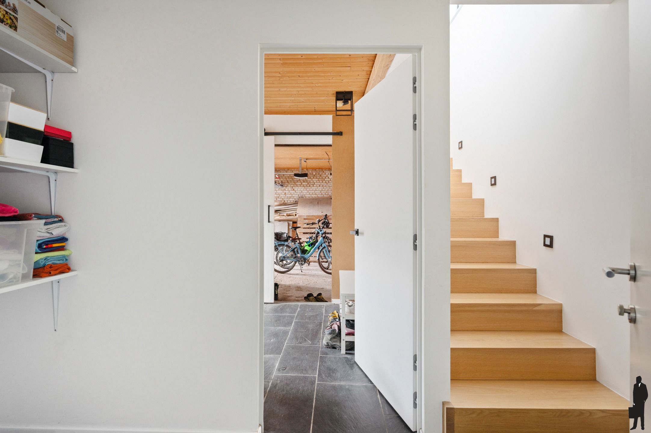 Gerenoveerde ruime woning in het centrum van Blaasveld foto 22