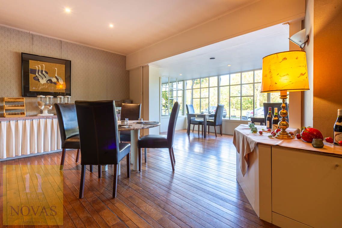 Authentiek handelspand / hotel met restaurant, feestzaal en mooie tuin op ideale locatie. foto 37