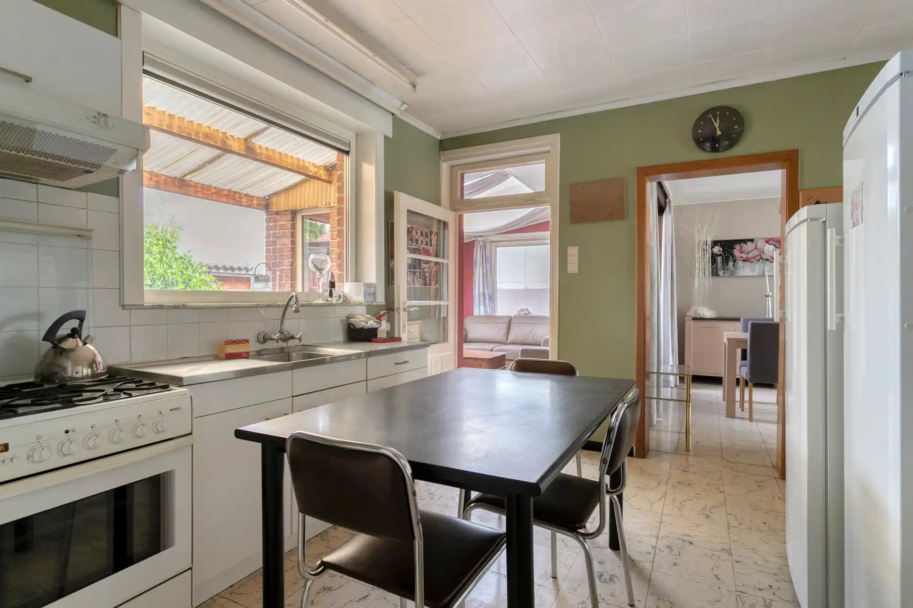 Goedegelegen woning met tuin en garage!!! foto 9