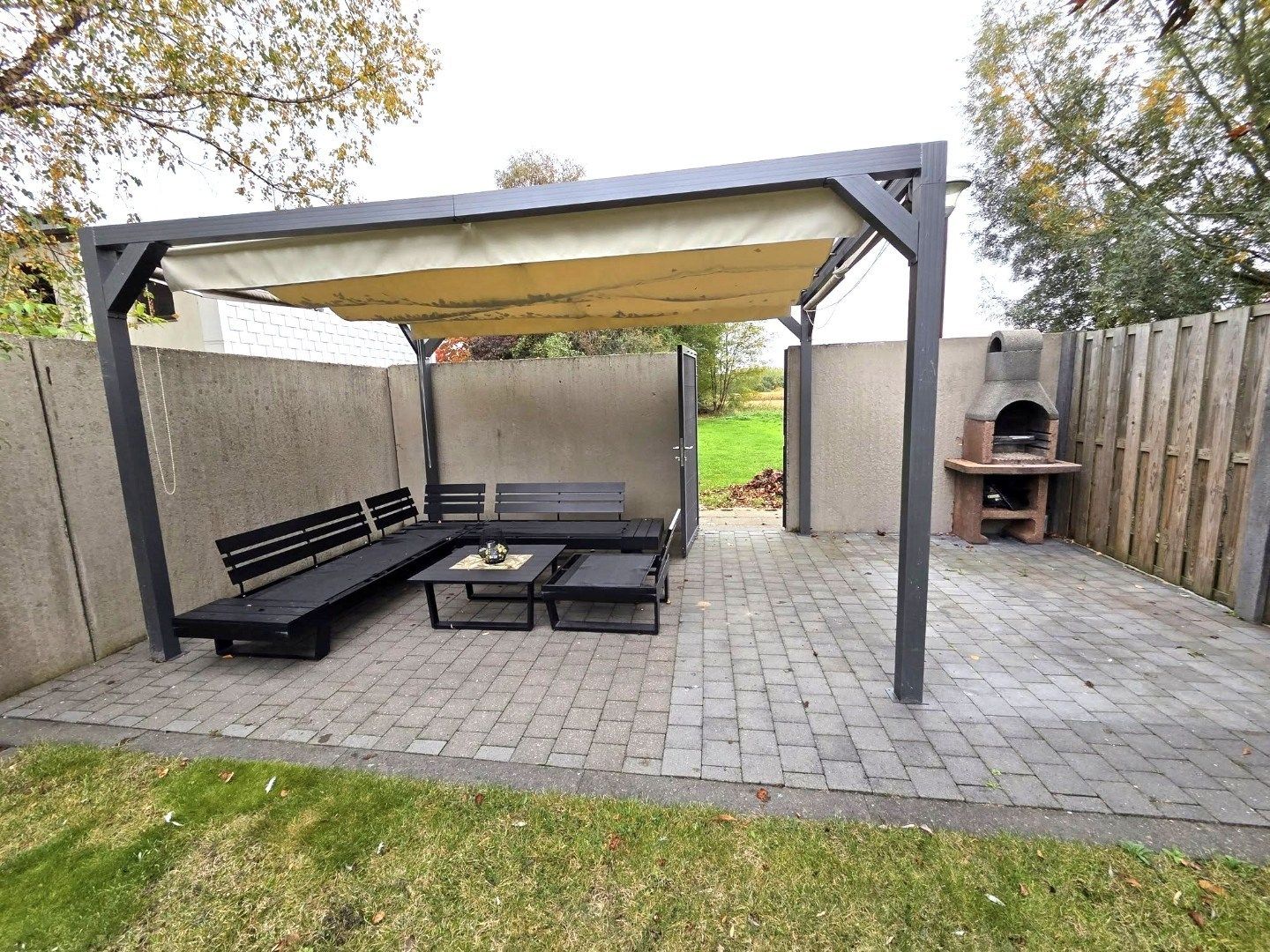 Als u graag renoveert...dan gaat u zich hier serieus vervelen... foto 19