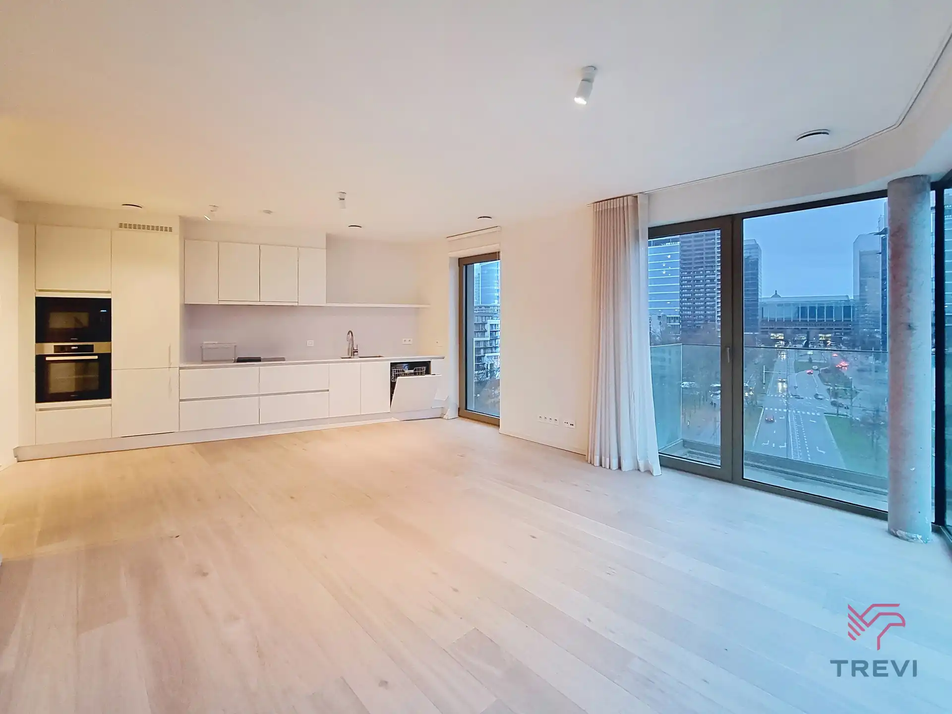 Appartement met 2 slaapkamers van ±90 m² in recent gebouw foto 2