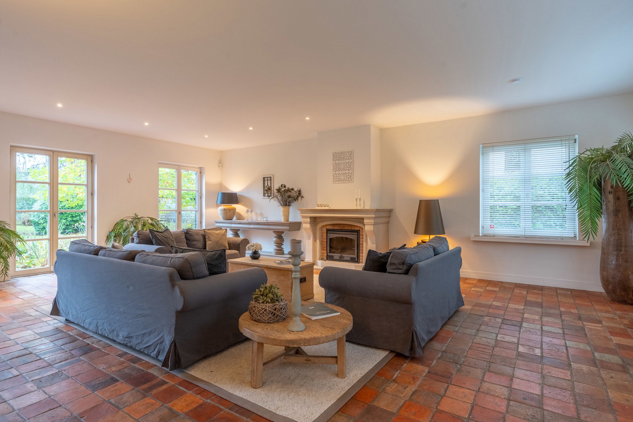 Prachtige villa met  residentiële ligging op 1.754 m² foto 6