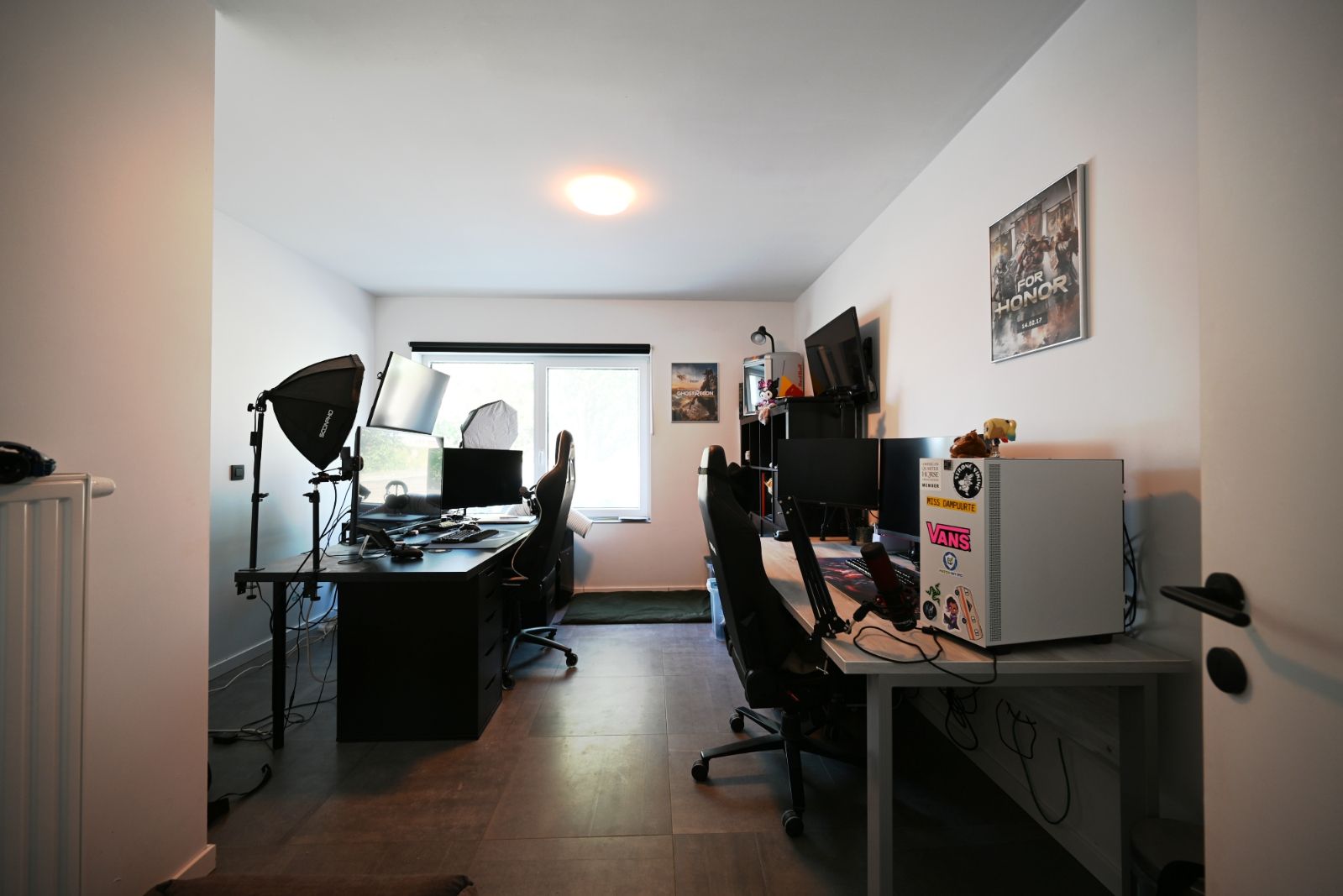 Moderne woning met ruime tuin! foto 10