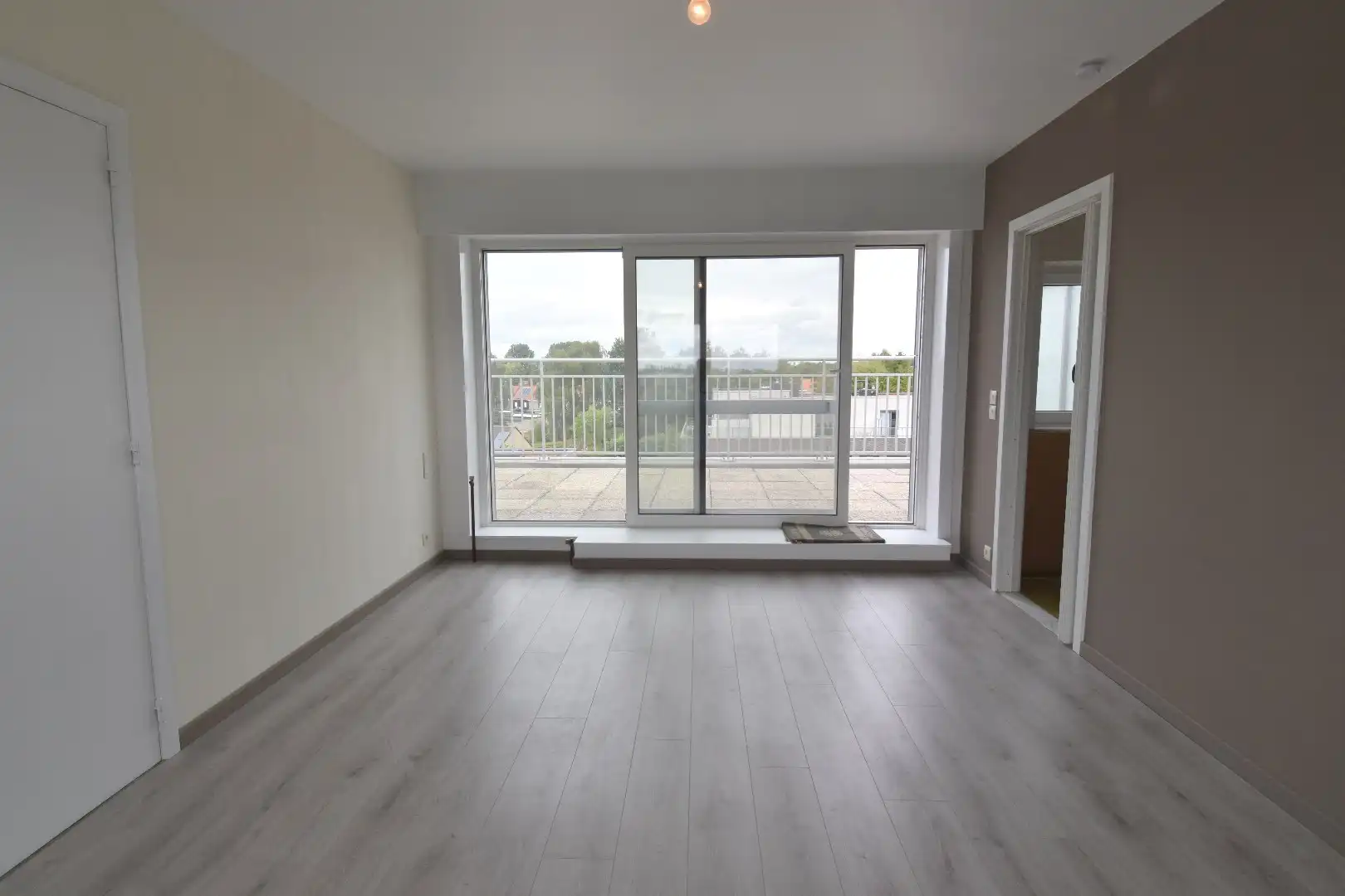 Studio te huur in centrum Gullegem foto 3