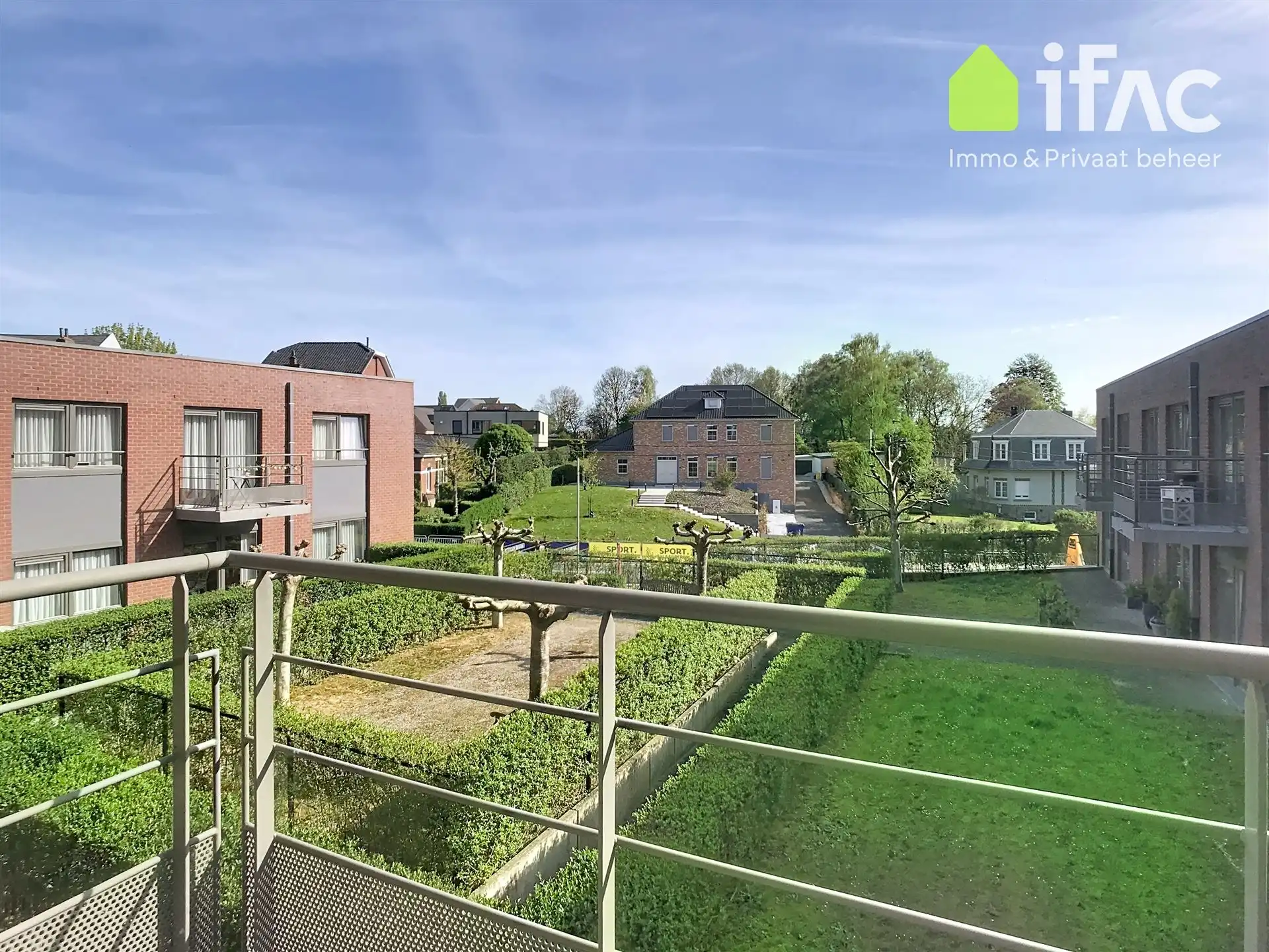 Studio met terras in residentie De Druivelaar foto 8