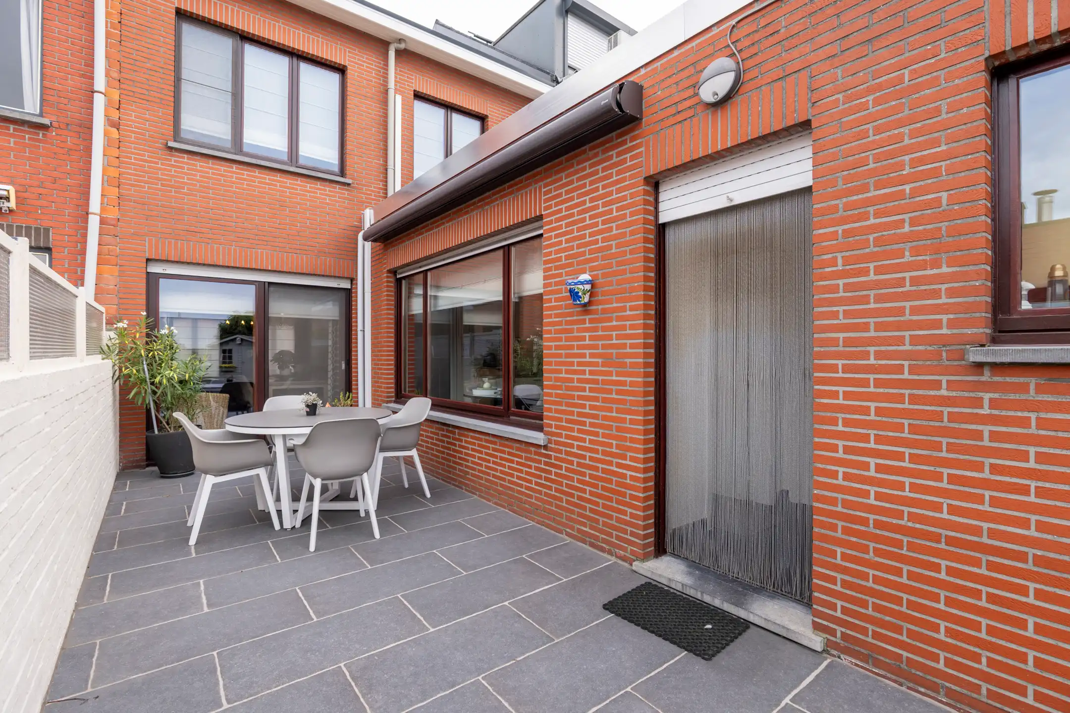 Instapklare ruime woning met tuin aan rand van het centrum. foto 18