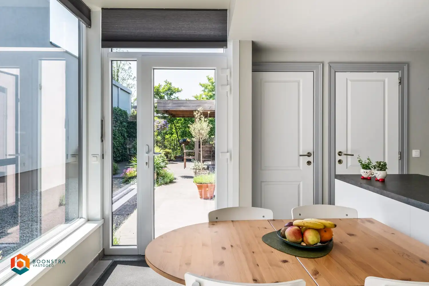 Instapklare woning met 3 slpkrs met gezellig terras en tuin te Putte foto 7