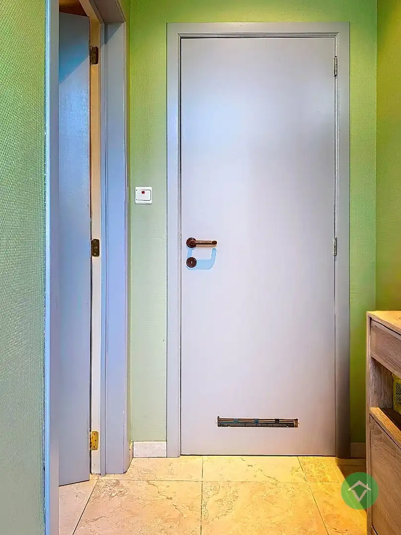 Woning met 4 slaapkamers en garage te Gistel  foto 2