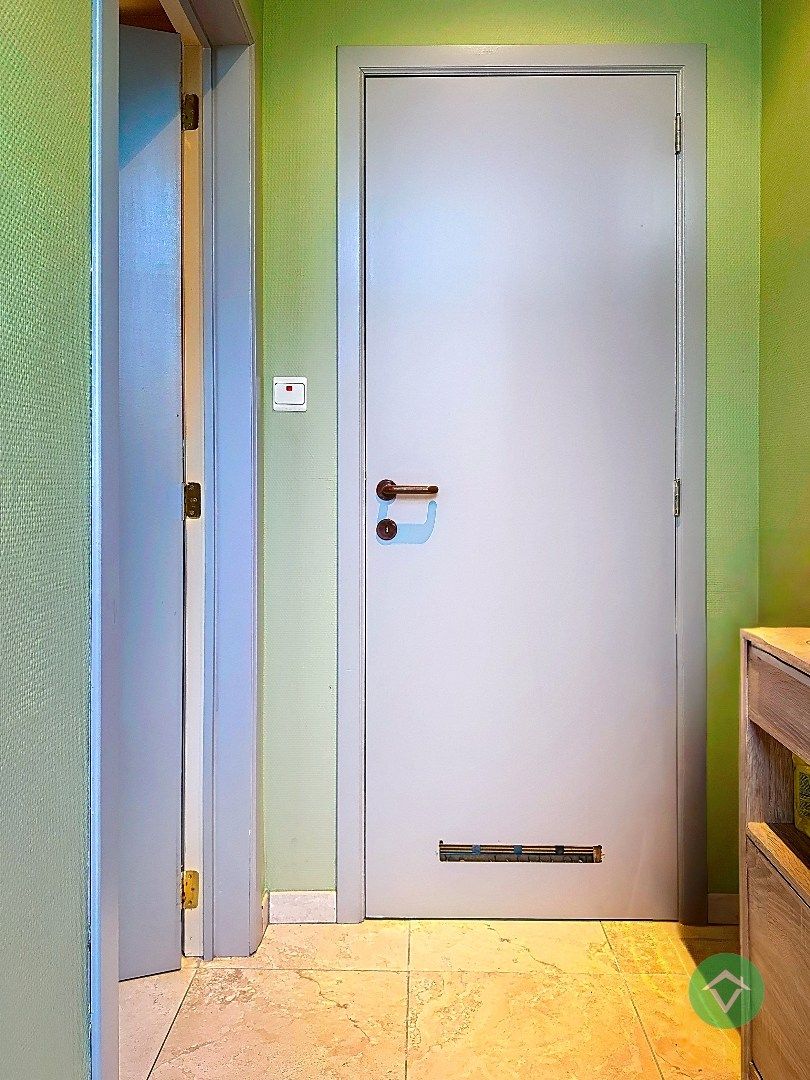 Woning met 4 slaapkamers en garage te Gistel  foto 2