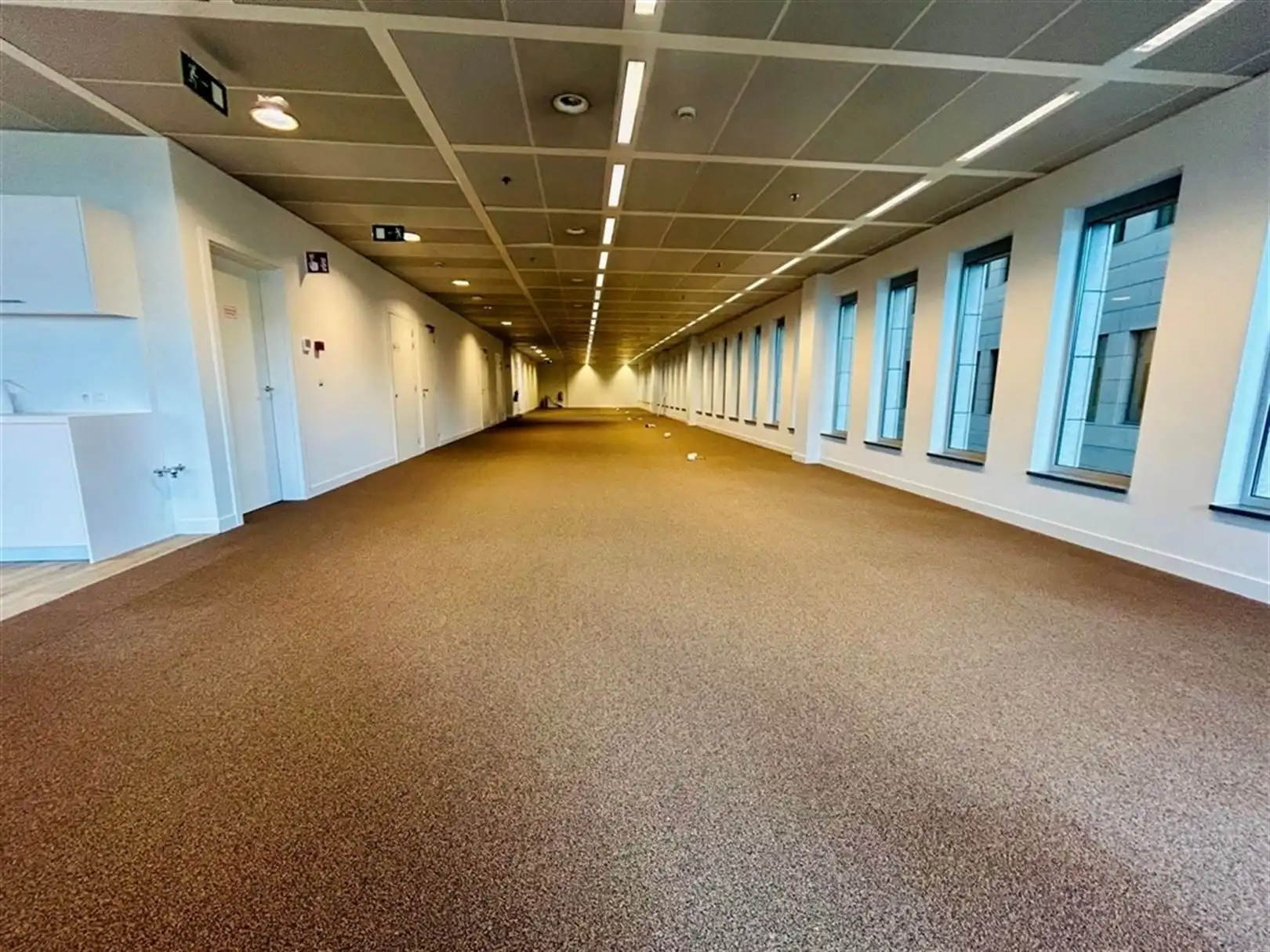 Kantoren aan het op- en afrittencomplex Gent-Zuid vanaf 437m² tot 2.136 m² foto 12