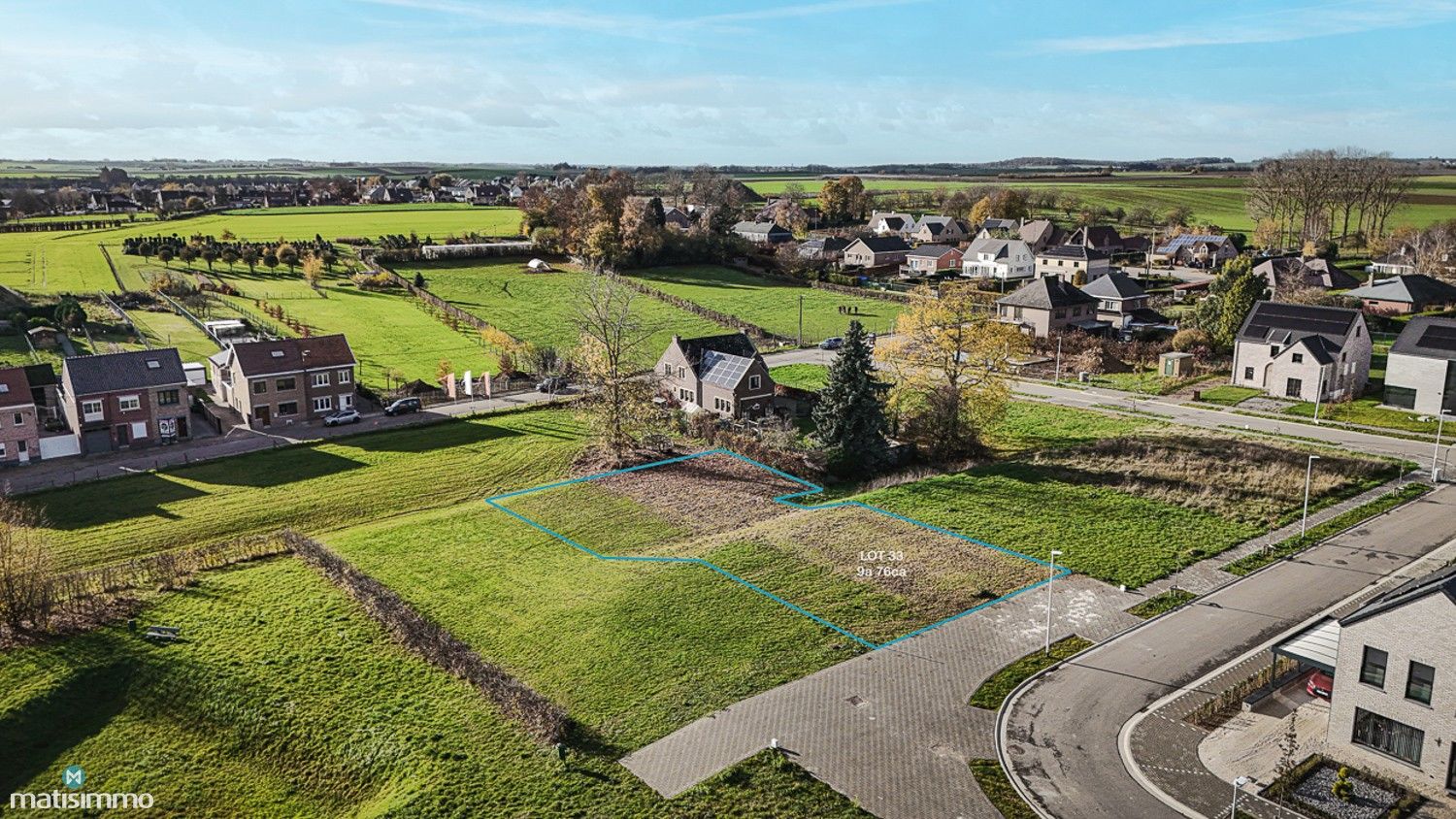 RUSTIG GELEGEN BOUWGROND VOOR OPEN BEBOUWING MET ZUIDWESTELIJK GEORIËNTEERDE TUIN TE TONGEREN foto {{pictureIndex}}