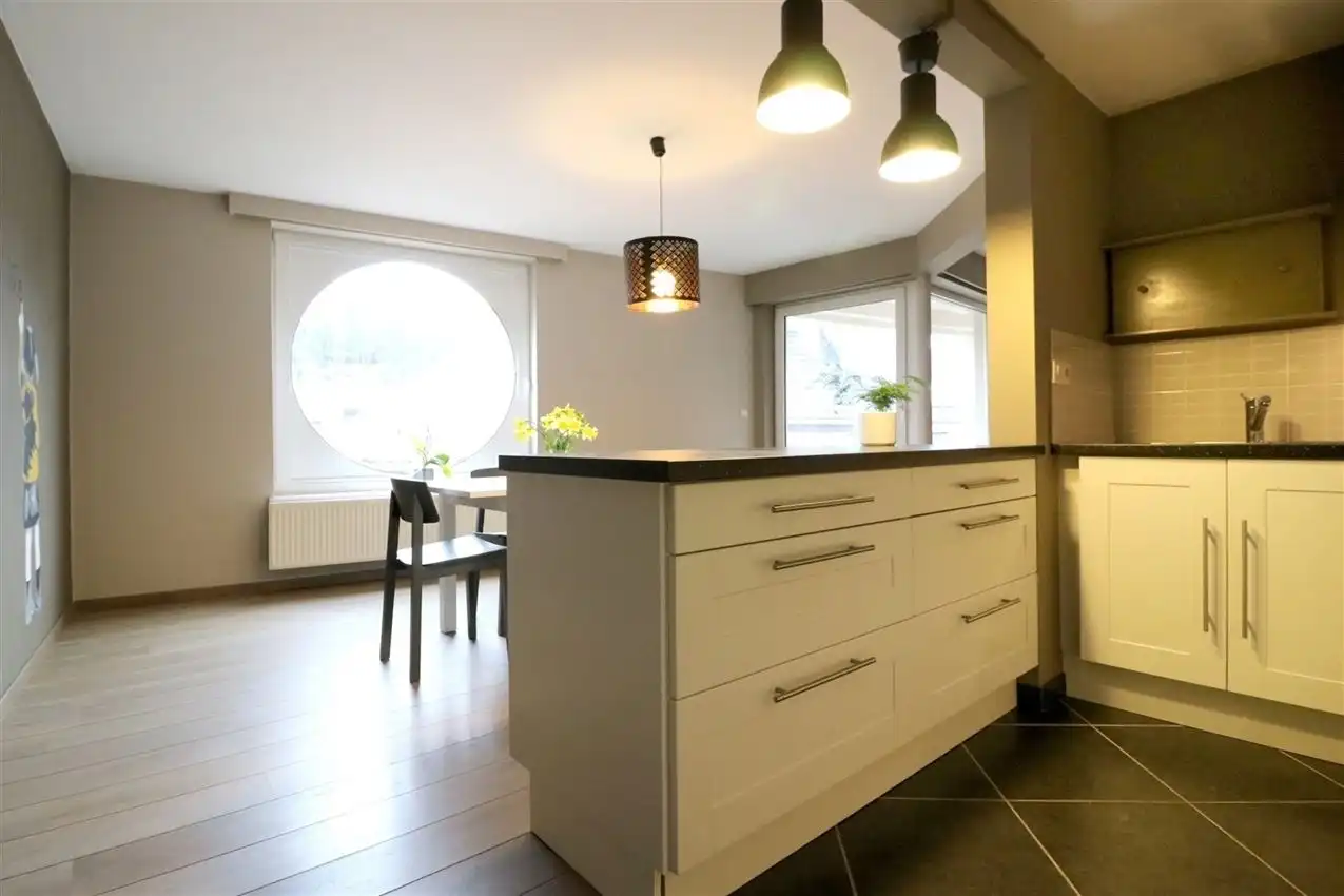 Gunstig gelegen app. met 2 slpk. en terras in centrum Aarschot foto 9