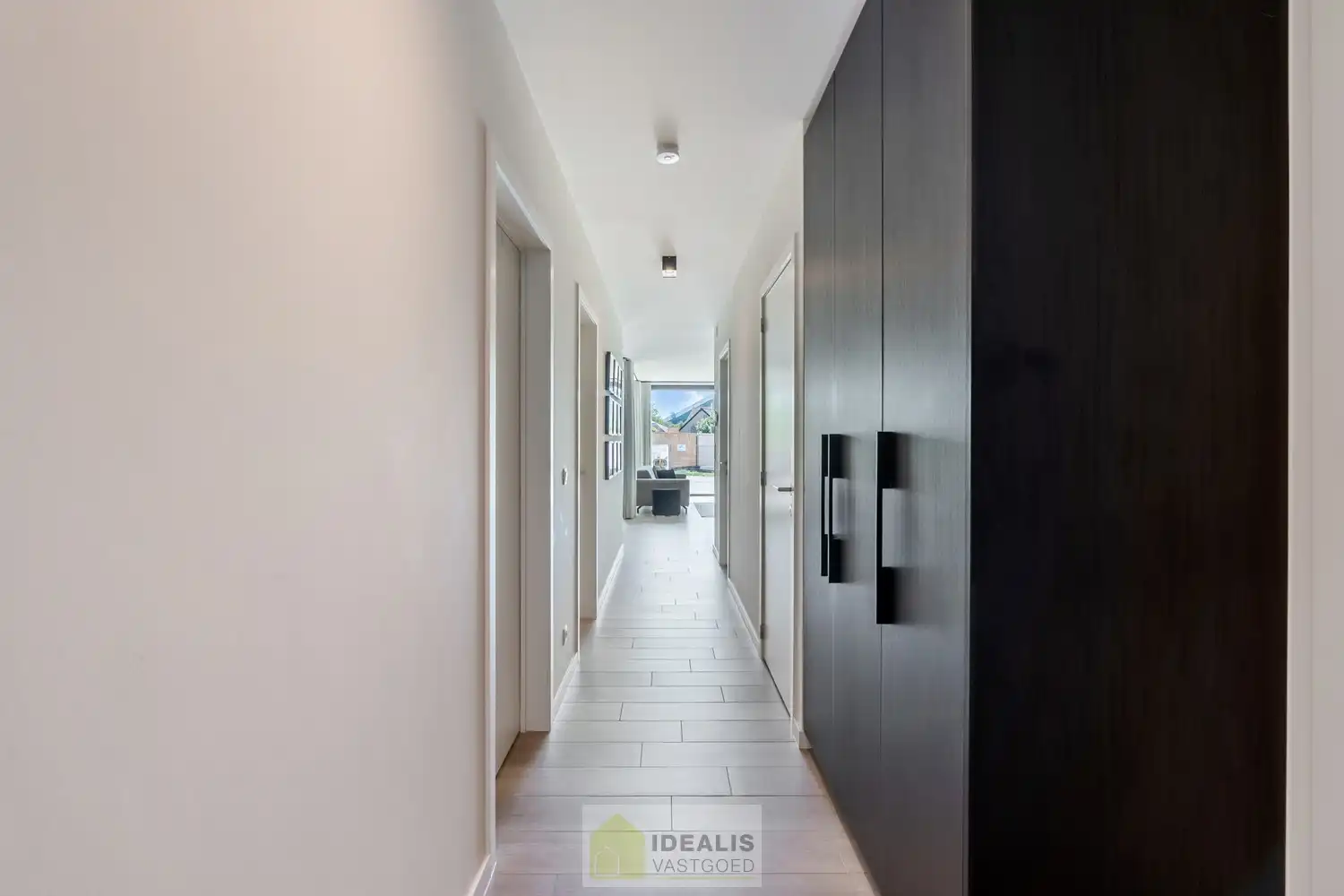 RECENT EN PERFECT ONDERHOUDEN GELIJKVLOERSAPPARTEMENT AAN DE RAND VAN HET CENTRUM IN PRACHTIG GROENE OMGEVING foto 9