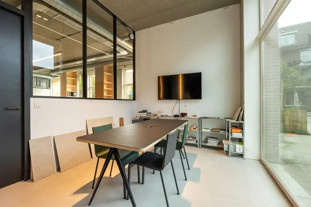Architecturale polyvalente ruimte in het Groen Kwartier foto 9