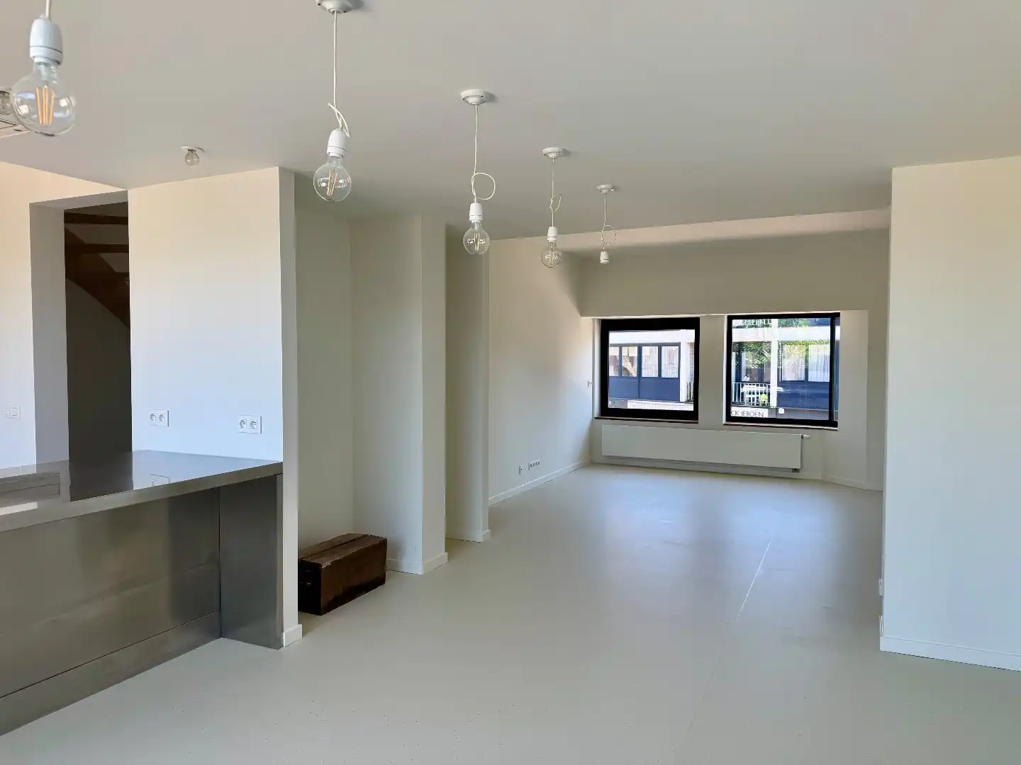TE HUUR - Op zoek naar een ruim appartement in hartje Merchtem? Welkom Home! foto 11