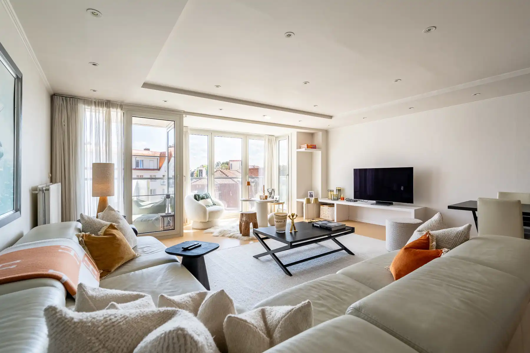 Zuidgericht appartement met uniek open zicht foto 8
