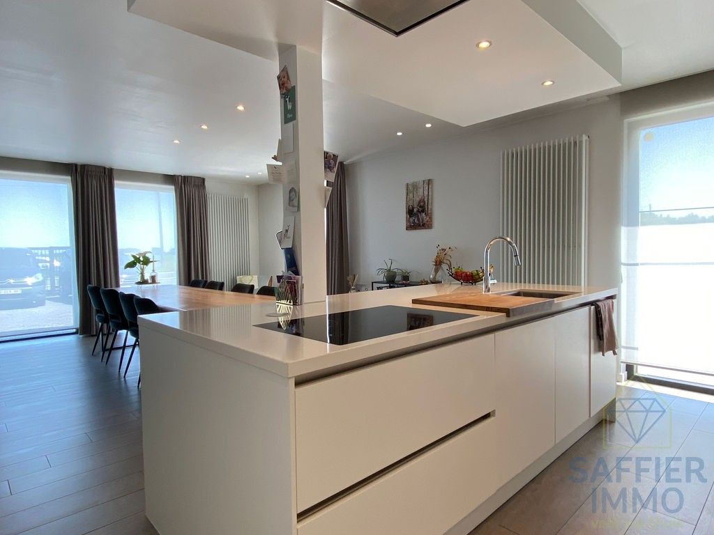 Ruime woning met 4 slaapkamers te huur in Pittem foto 10