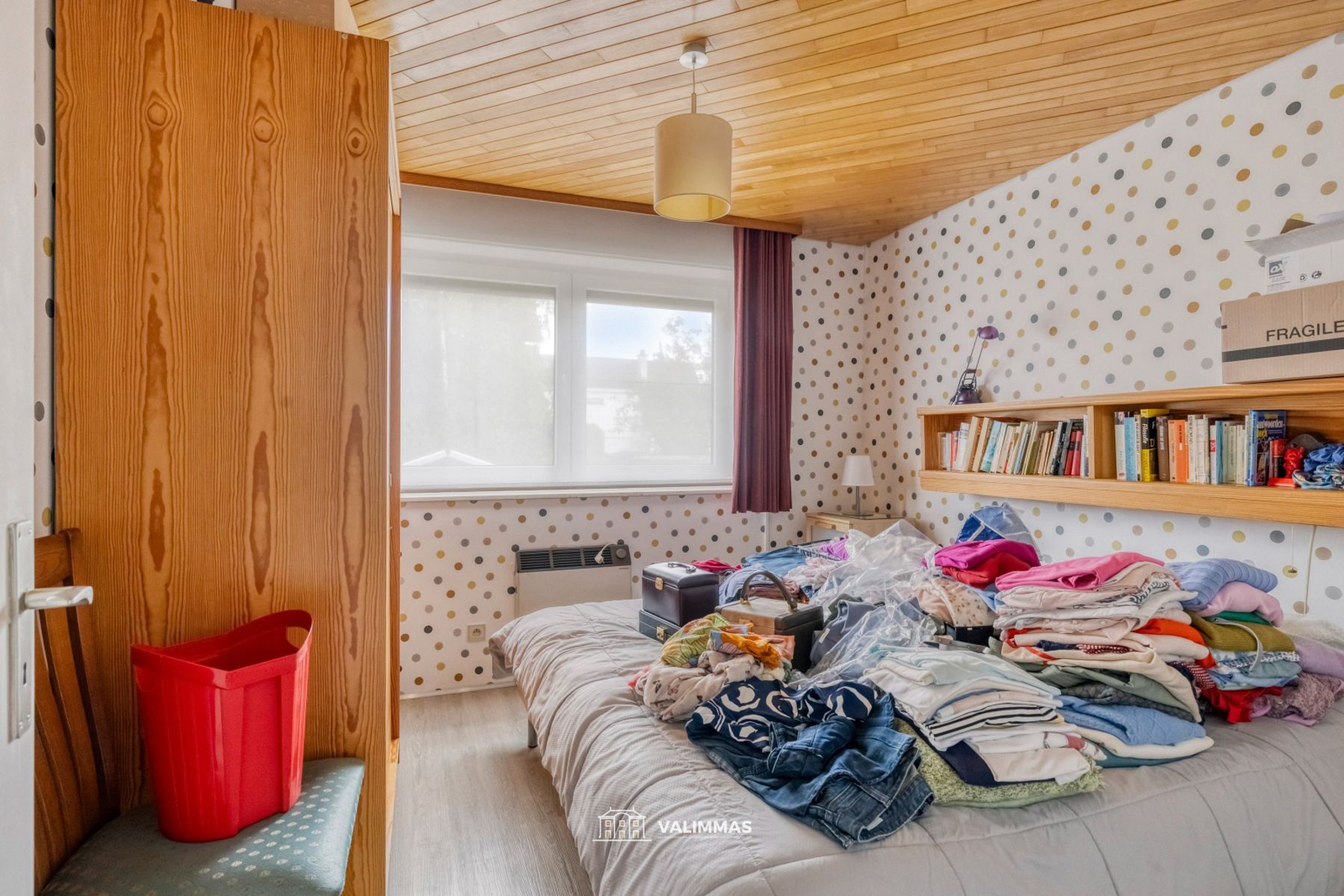 Residentieel gelegen driegevelwoning met mooie tuin & garage foto 10