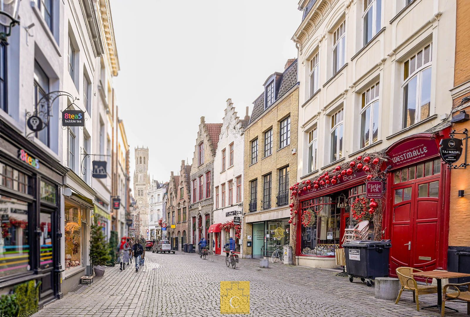 handelspand, toeristische en commerciële topligging, St Jakobsstraat (vlakbij Markt) foto 3