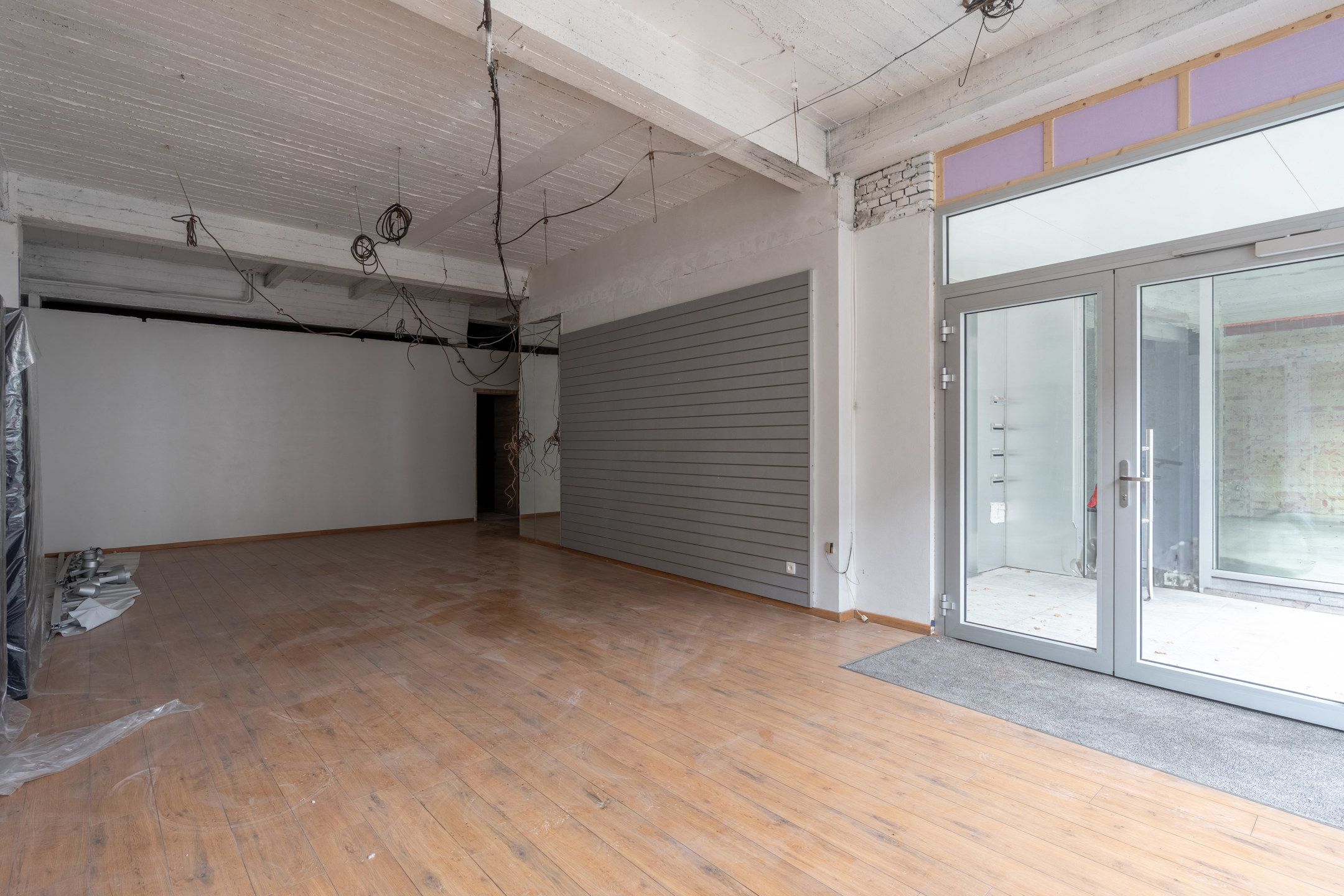 Ruim handelspand met mooie vitrinebreedte, centraal gelegen te Turnhout foto 5