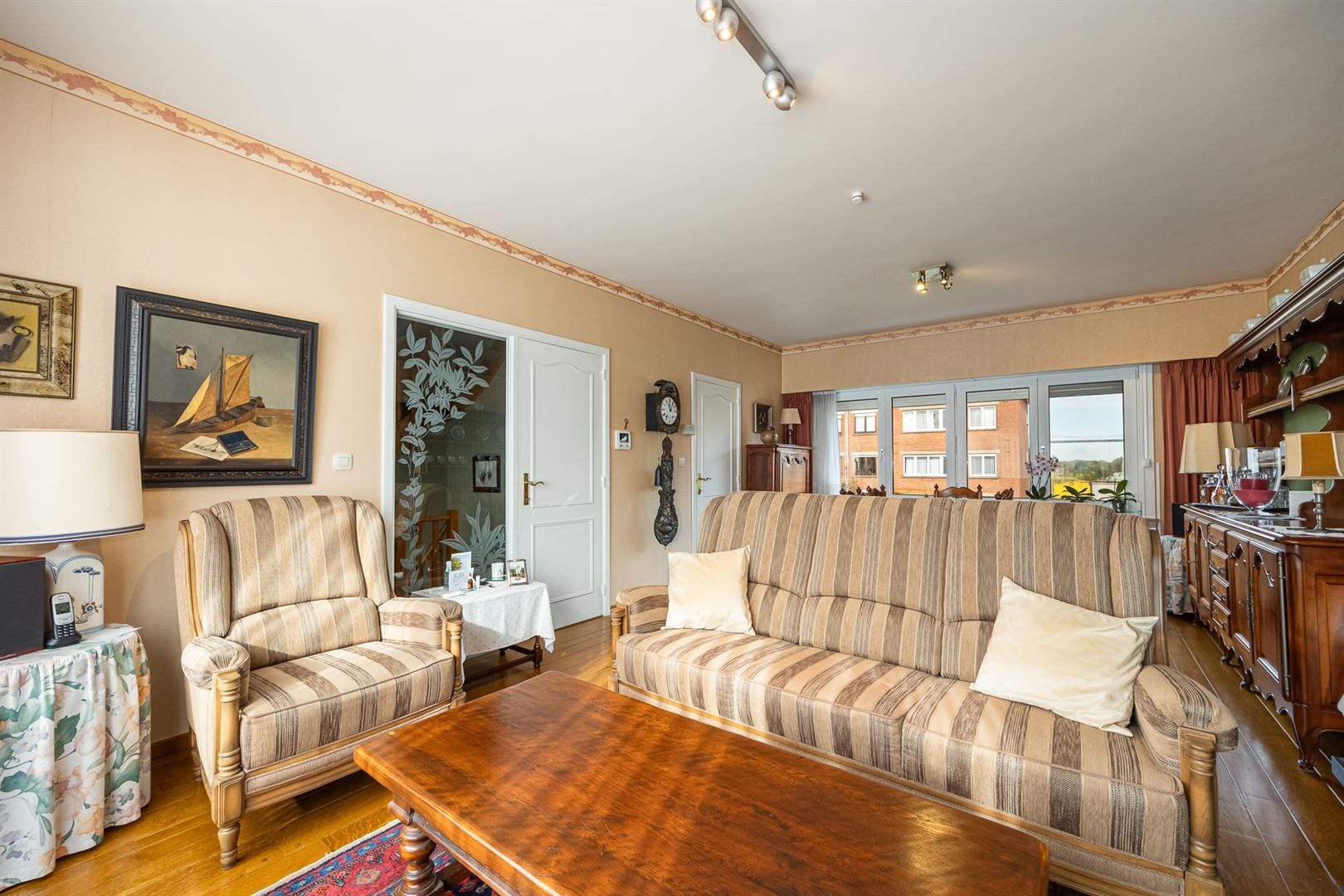 Een praktisch huis met tuin in een kindvriendelijke buurt foto 3