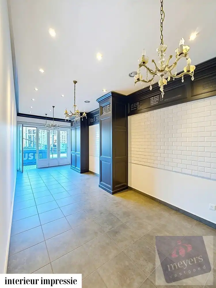 Exclusief handelspand met woonst op absolute topligging in Sint-Truiden foto 7