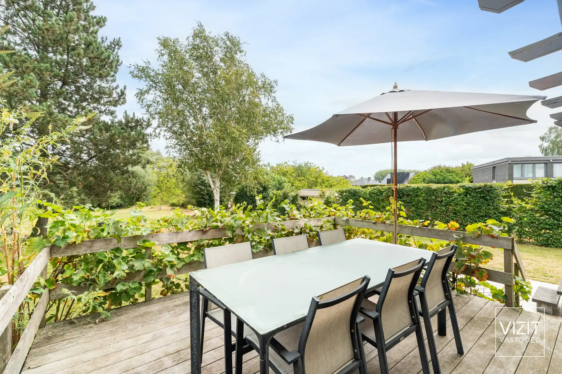Zeer goed onderhouden villa met open zicht! foto 21