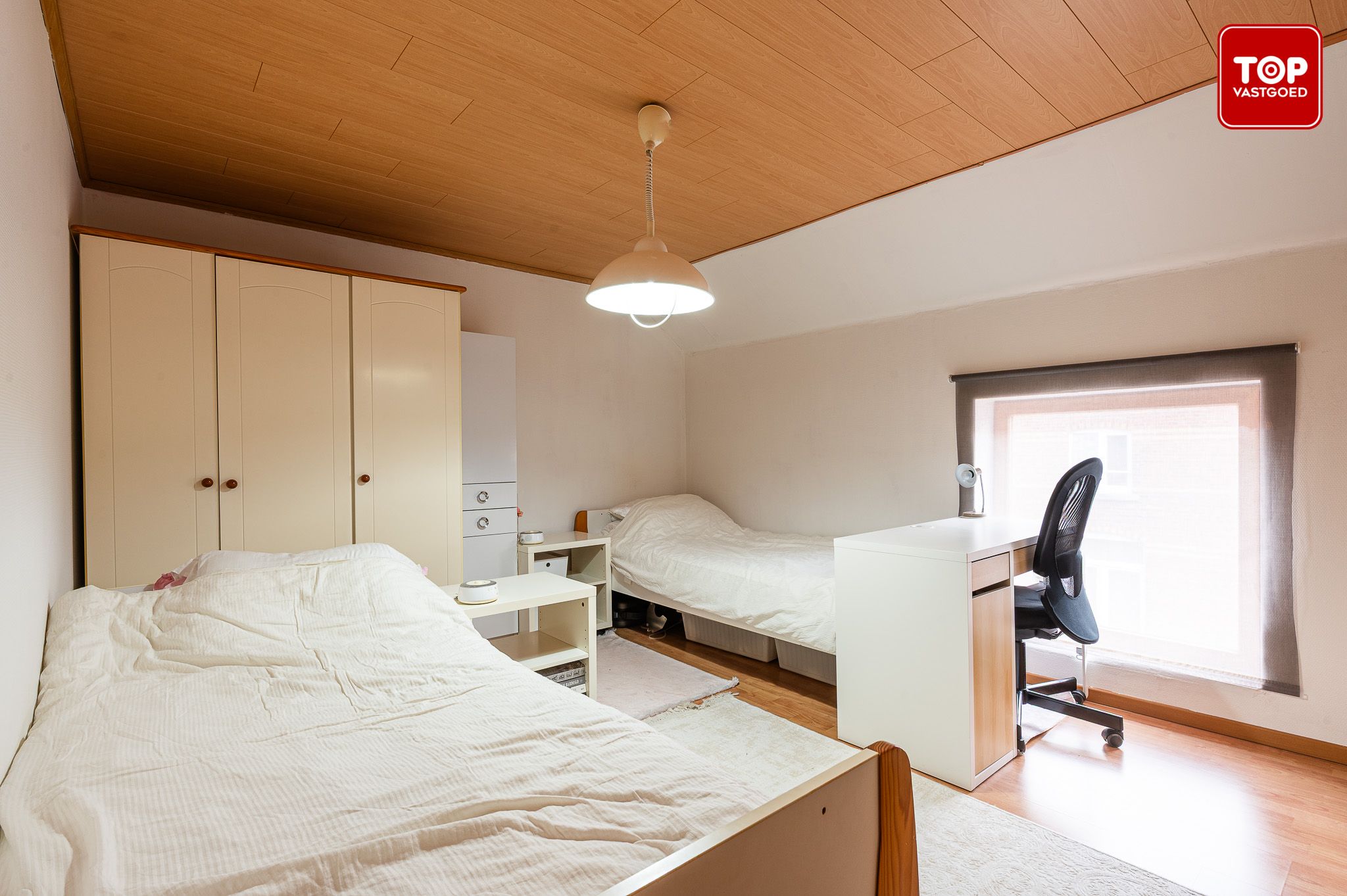 Instapklare woning met 4 slaapkamers op gunstige locatie. foto 14
