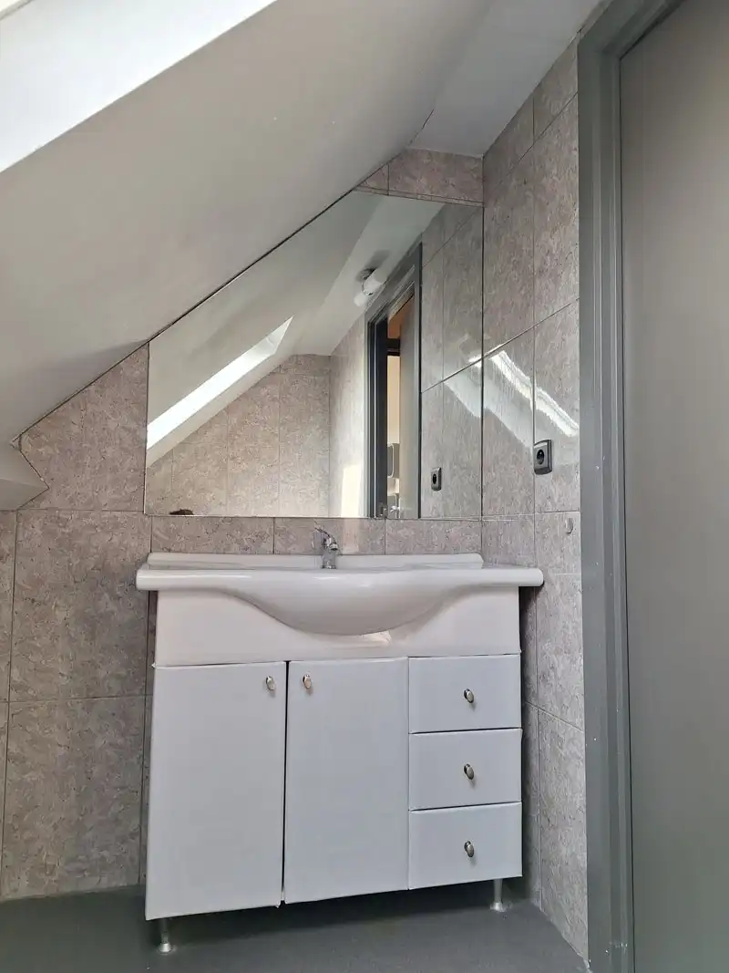 Knappe duplex te Stal(Koersel) foto 12