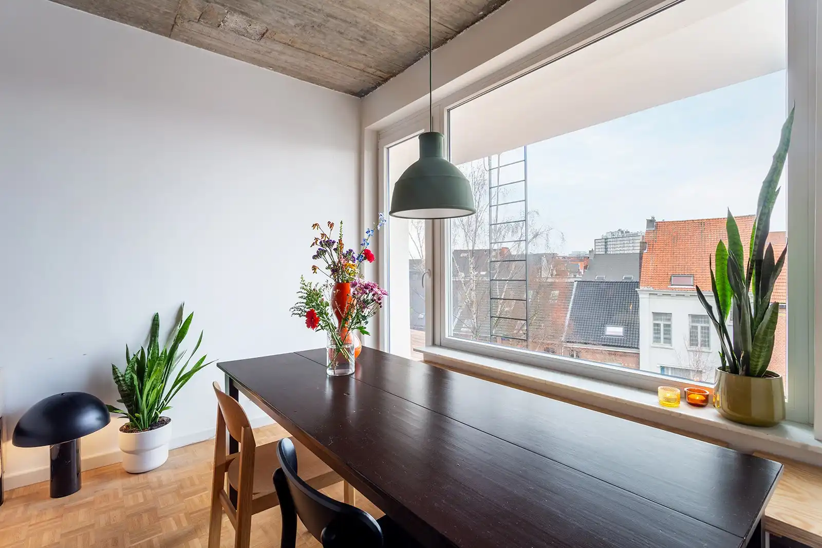 Instapklare studio met loftgevoel en zonneterras foto 5