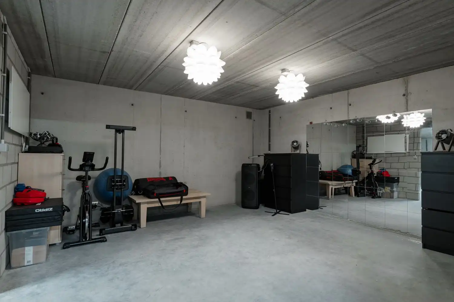 Moderne architecturale woning (2022) met 3 slaapkamers, bureau, kelder en ruime tuin te Pelt foto 20