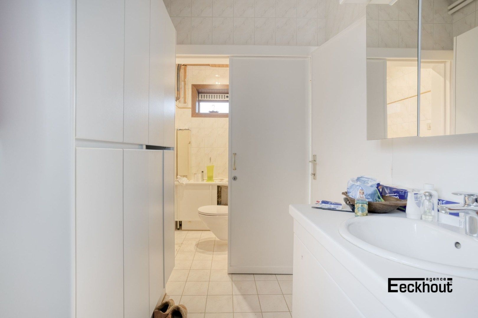 Charmante woning met verzorgde tuin en garage op wandelafstand van het strand te Bredene! foto 12