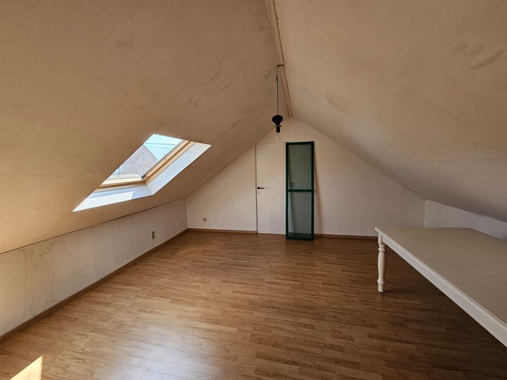 huis met veel slaapkamers foto 18