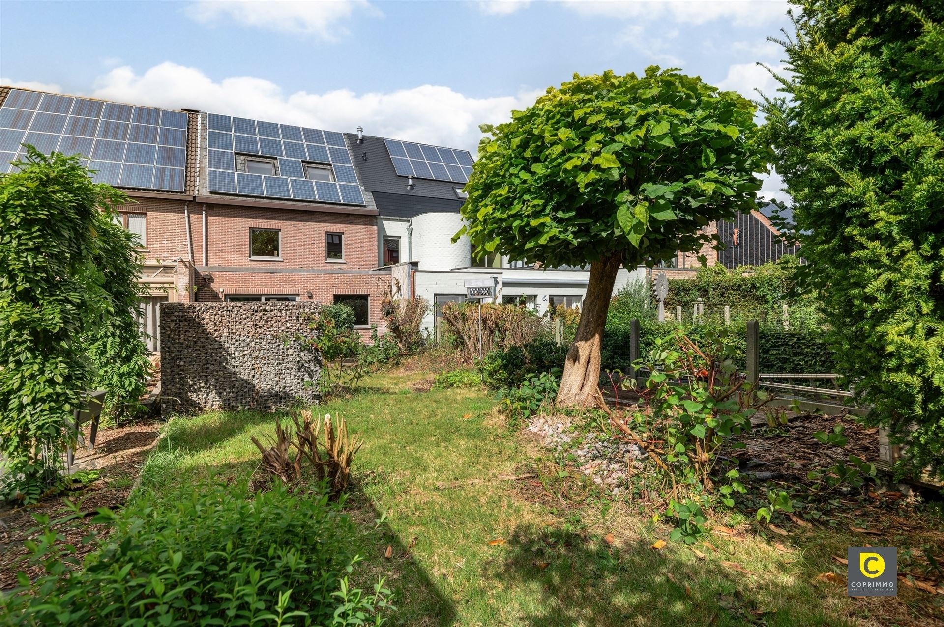 Charmante woning met garage foto 7