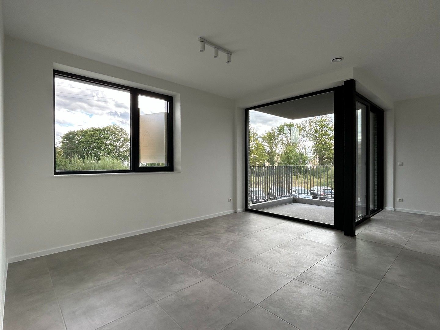 Nieuwbouw appartement met 2 slaapkamers en terras op toplocatie in Lier foto 7