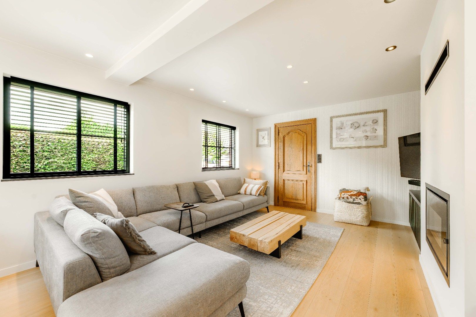 PRACHTIG GERENOVEERDE VILLA OP 616 m² | 3 SLPKS | 2 BADKAMERS foto 5