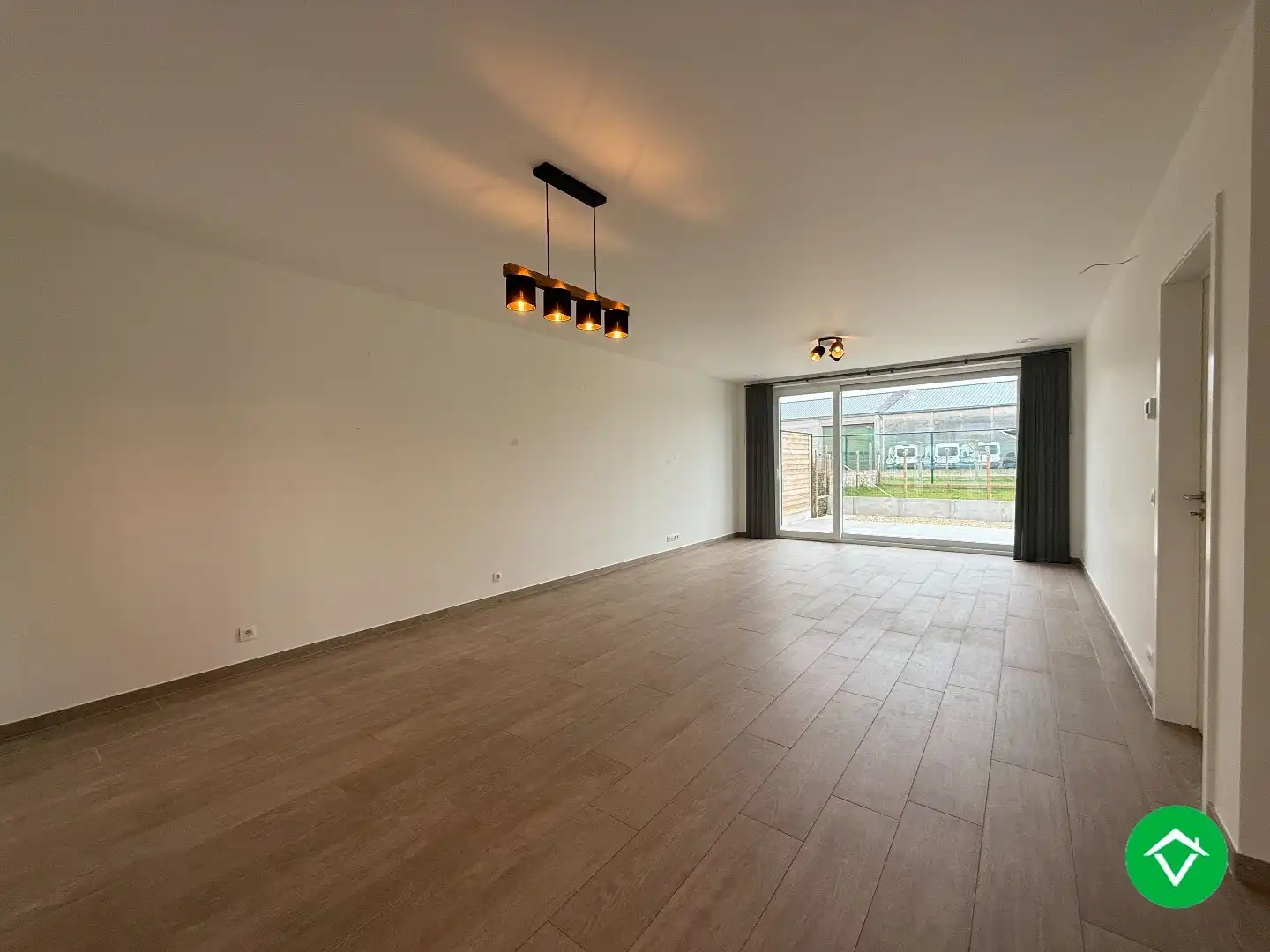 Nieuwbouwwoning met 3 slaapkamers, carport en tuin foto 4