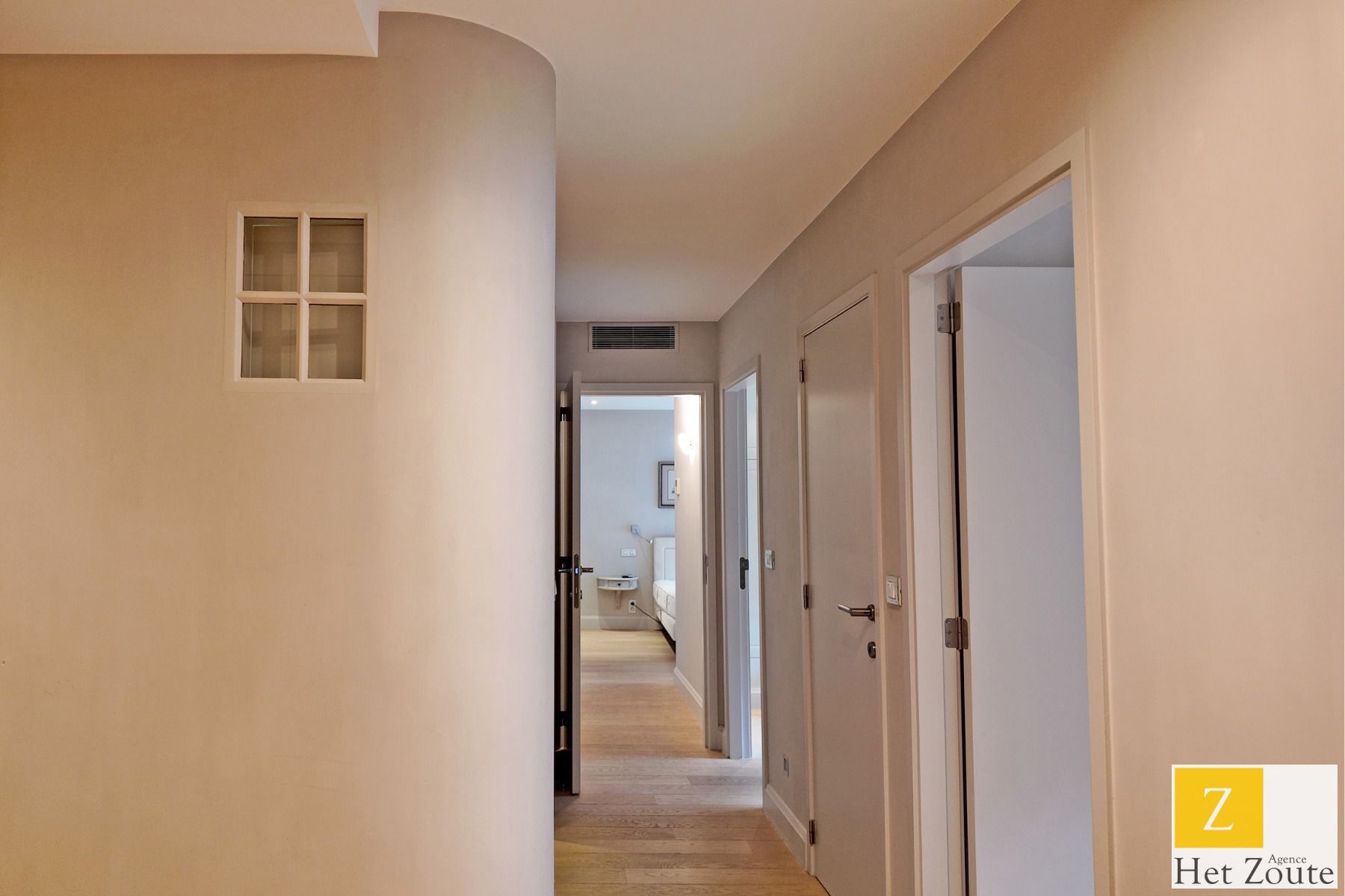 Charmant gemeubeld appartement in hartje Zoute foto 8