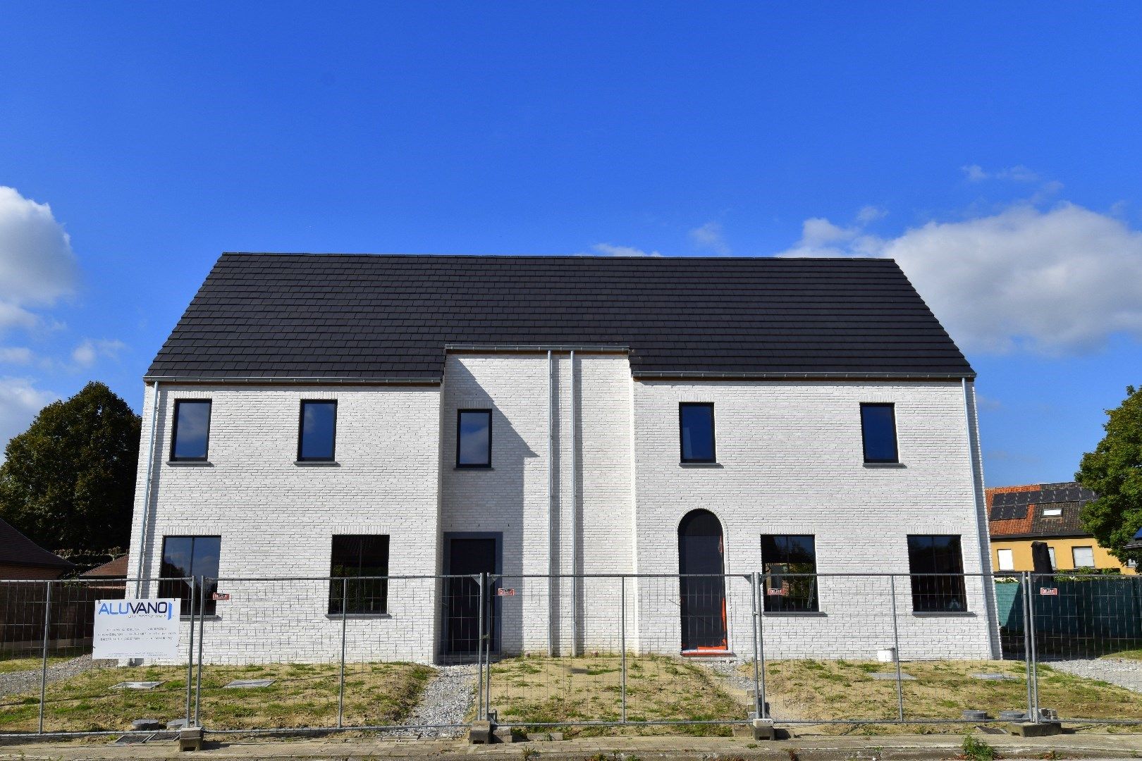 Nieuwbouwwoning met 3 slaapkamers vlakbij centrum Meulebeke foto 4